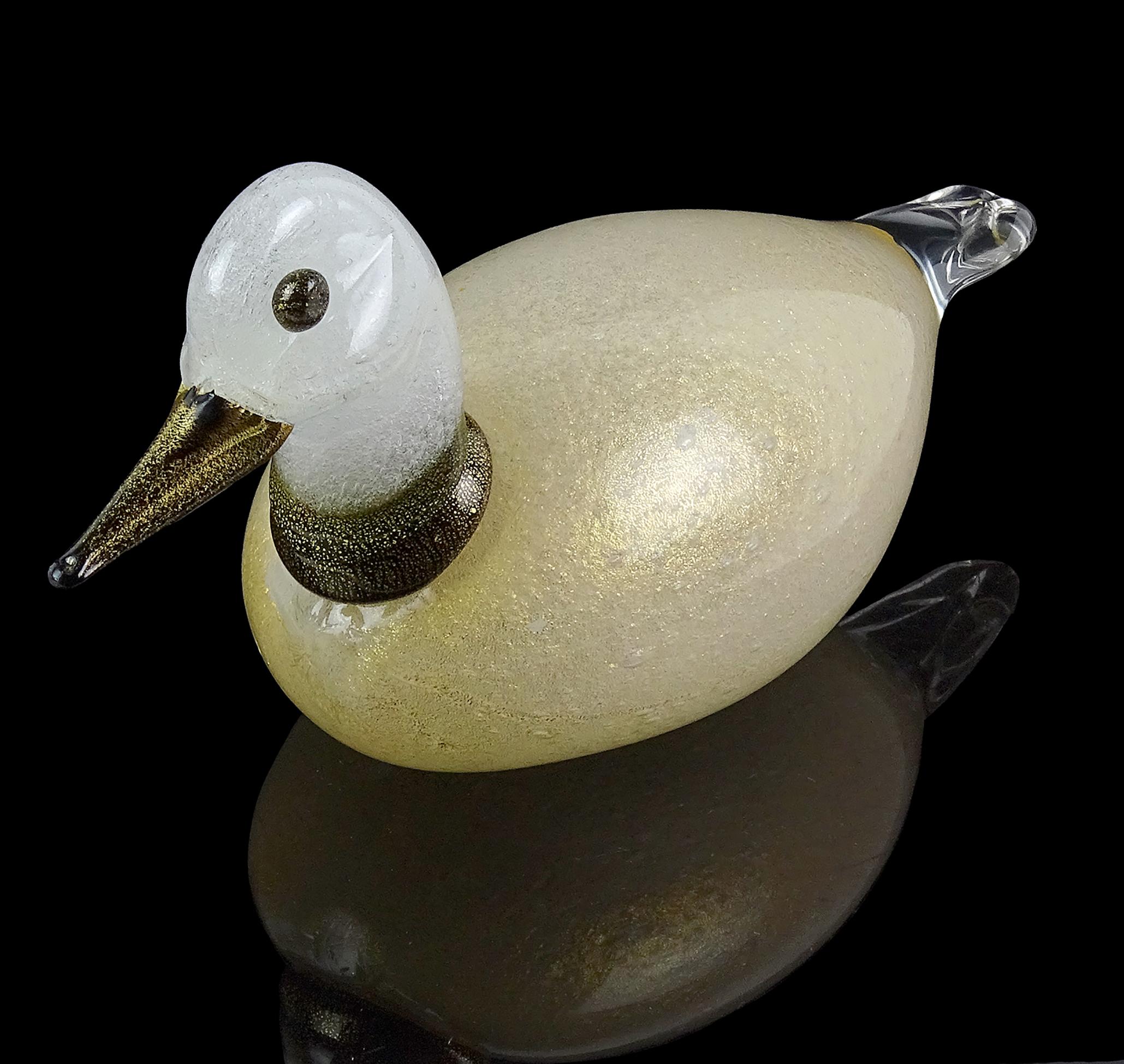 Italienische Entenskulptur aus Murano-Kunstglas in Weiß mit weißen Pulegoso-Blasenblasen und Blattgold (Handgefertigt) im Angebot