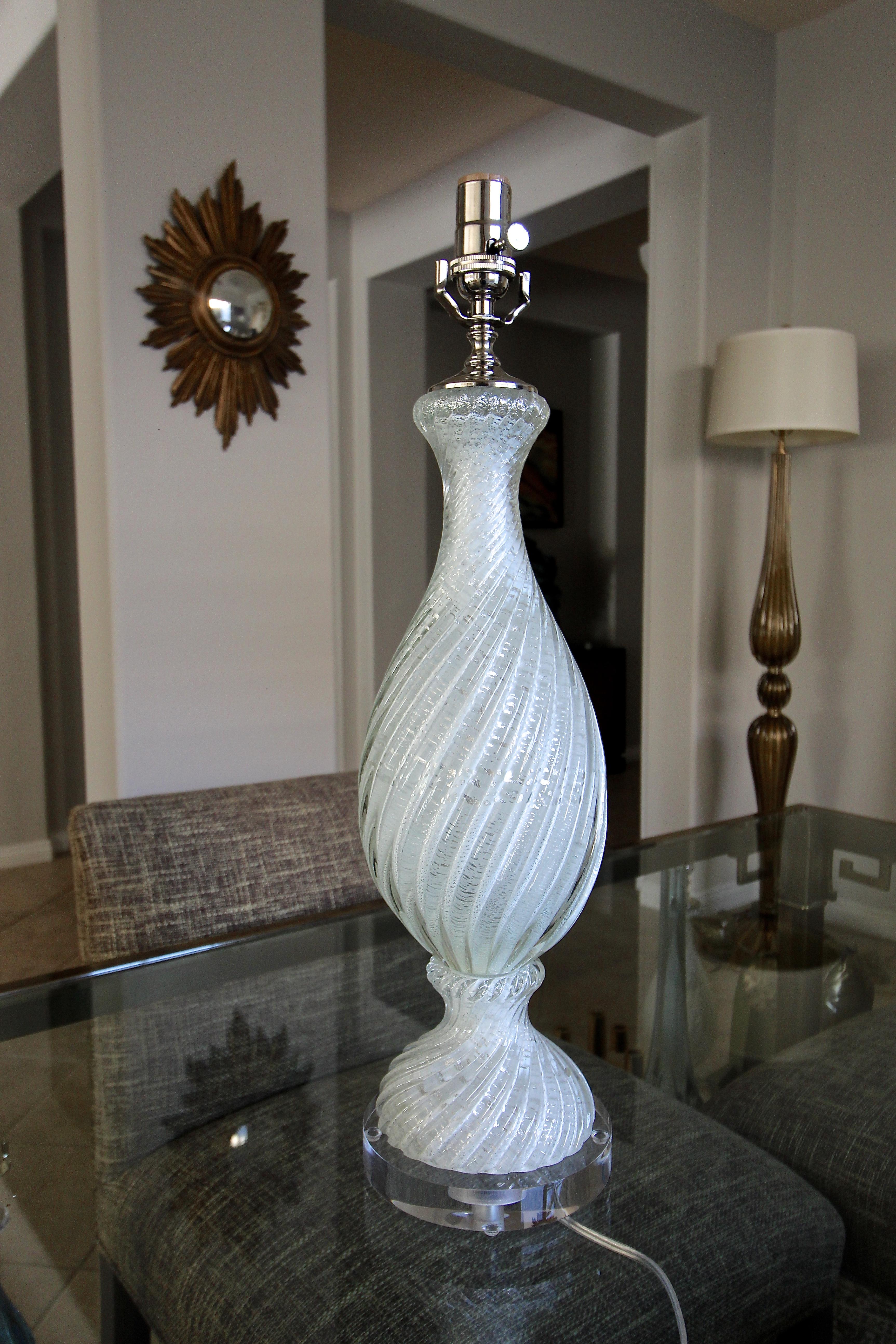 Murano White and Silver Inclusions Twisted Glass Table Lamp 3