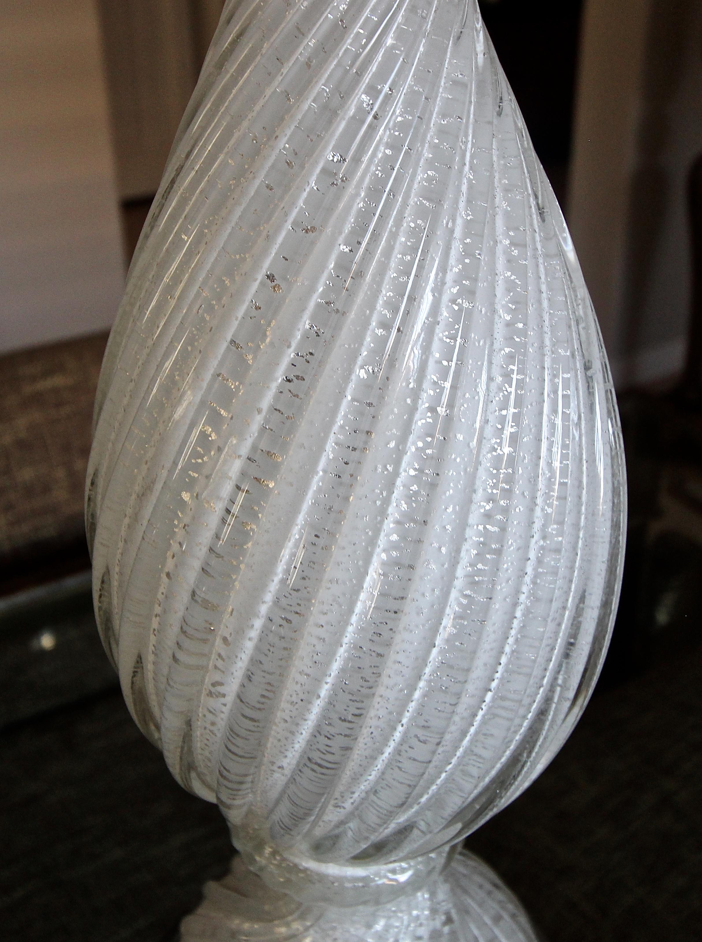 Murano White and Silver Inclusions Twisted Glass Table Lamp 7