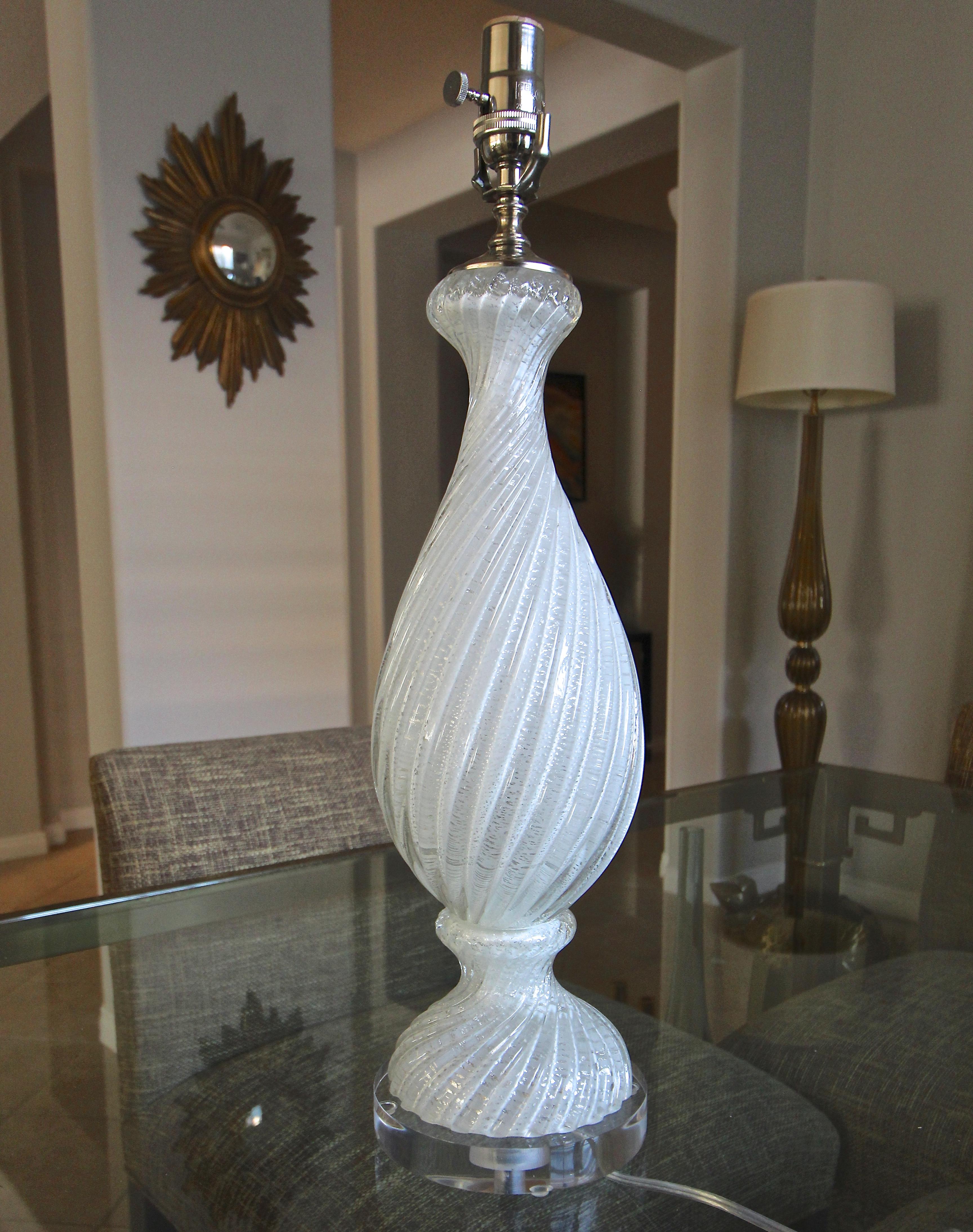 Murano White and Silver Inclusions Twisted Glass Table Lamp 9