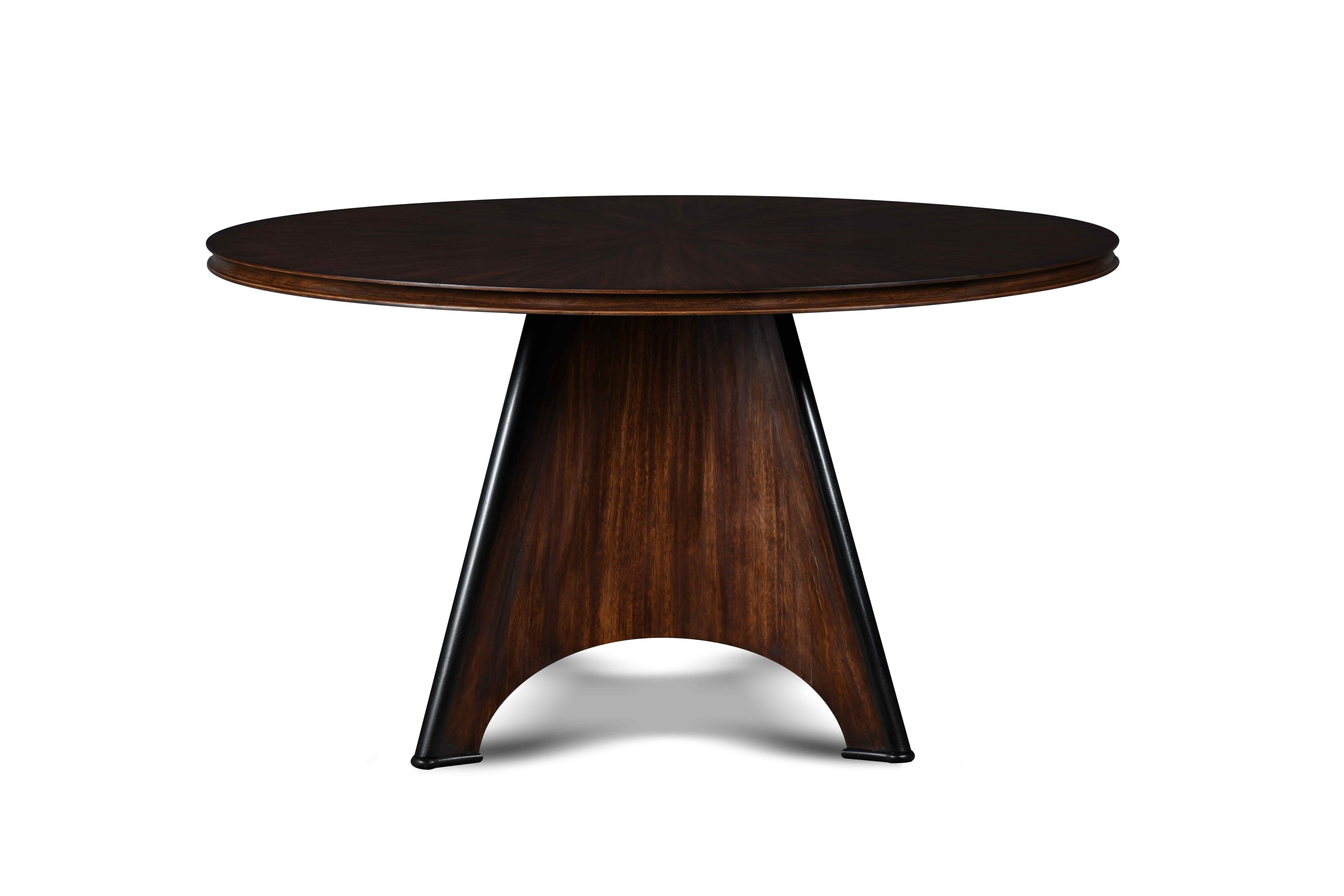 This center table creates a visual feast with a pyramid-like base and its curved and concave sides. The table’s edge has an inward molding that adds an elegant depth to the piece.