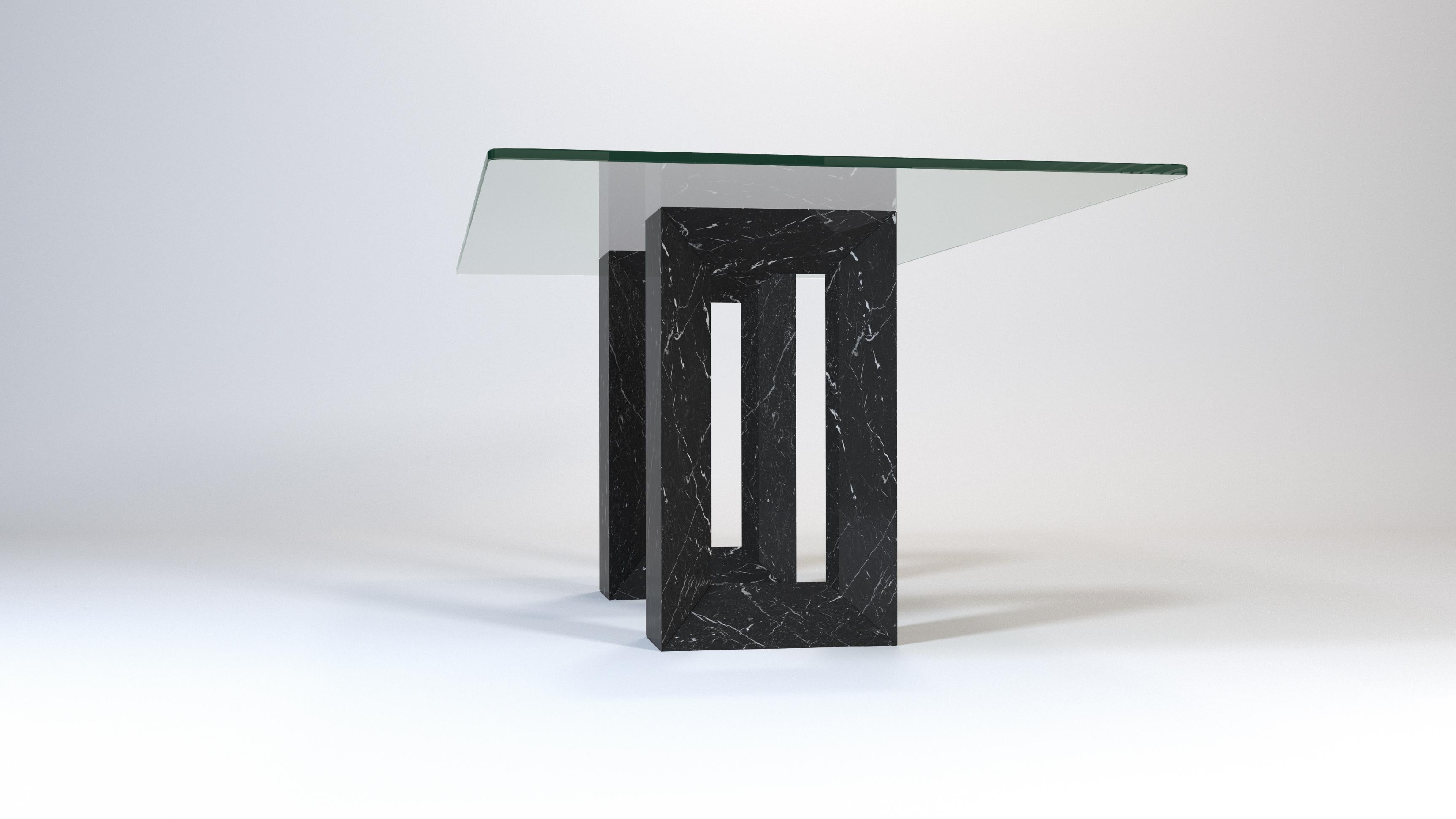 Muria Black Marquina Marble Dining Table Contemporary by Meddel Spain in Stock In New Condition For Sale In VALVERDE DEL MAJANO, CL