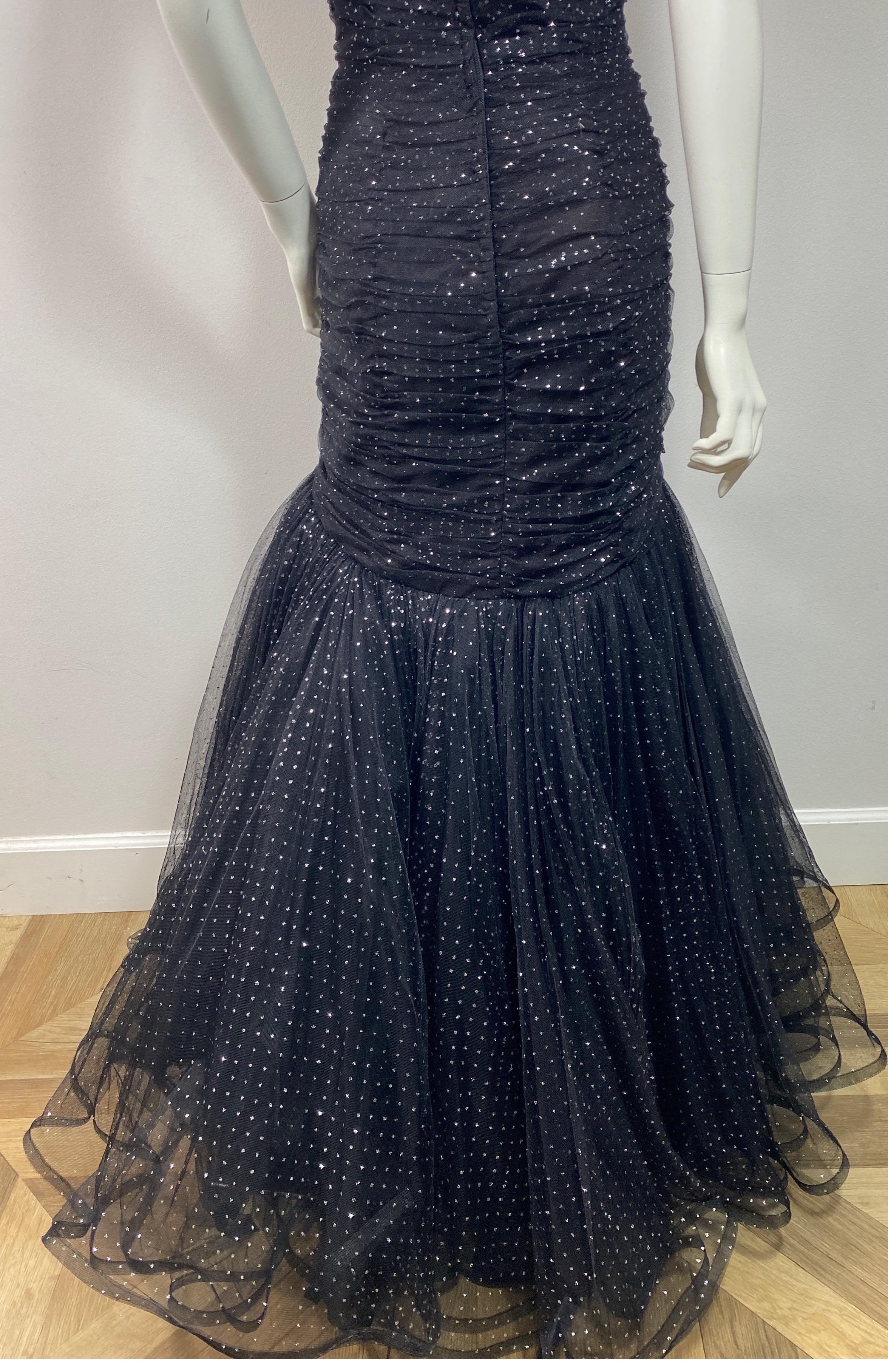Murray Arbeid 1990 Black and Silver Tulle Gown with Shawl - Size 8 For Sale 8