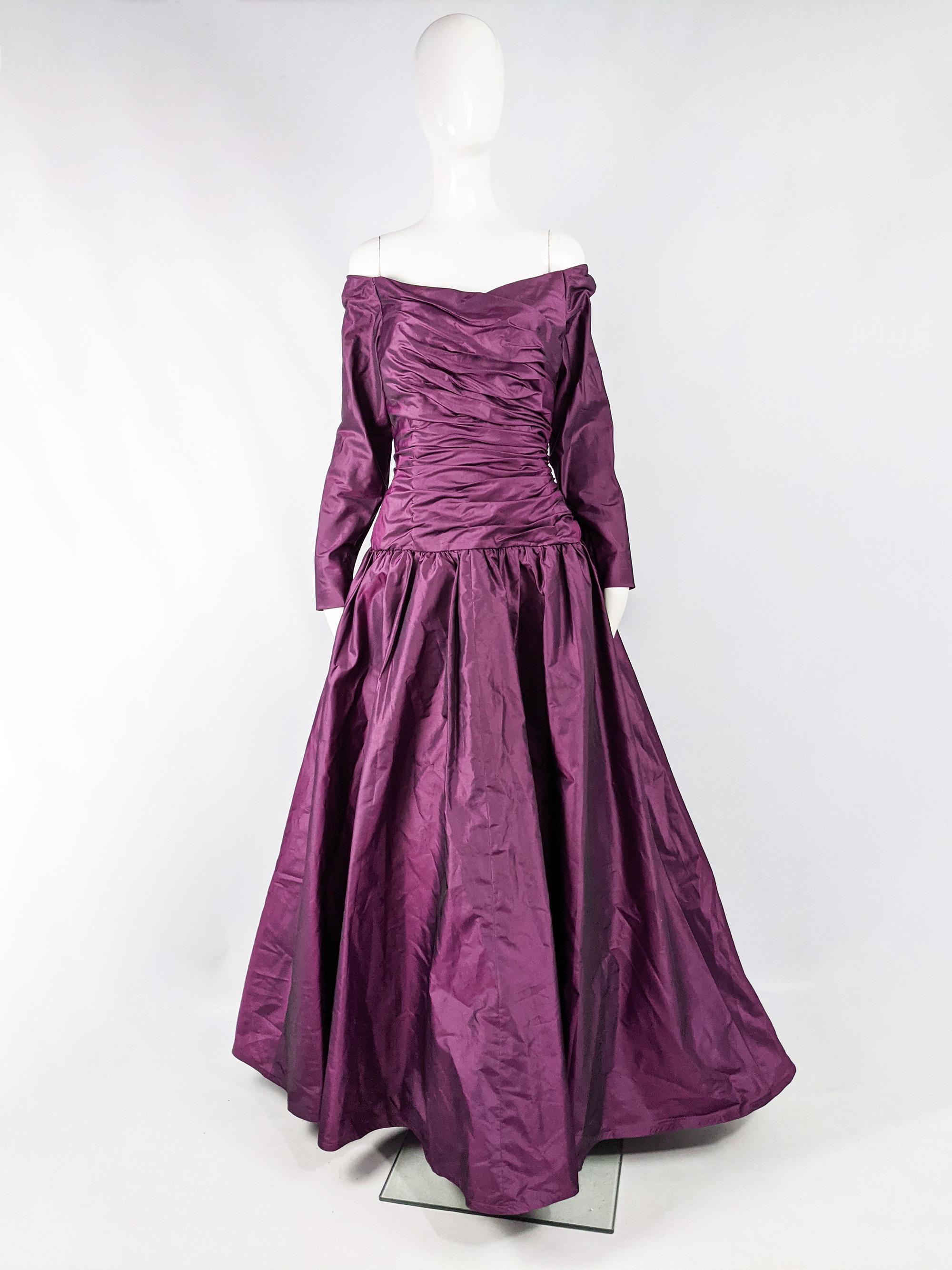 An incredible vintage evening dress from the 80s by luxury British fashion designer, Murray Arbeid, who was known for his extensive use of taffeta in timeless, glamorous silhouettes worn by the likes of Shirley Basse, Esteé Lauder and Princess