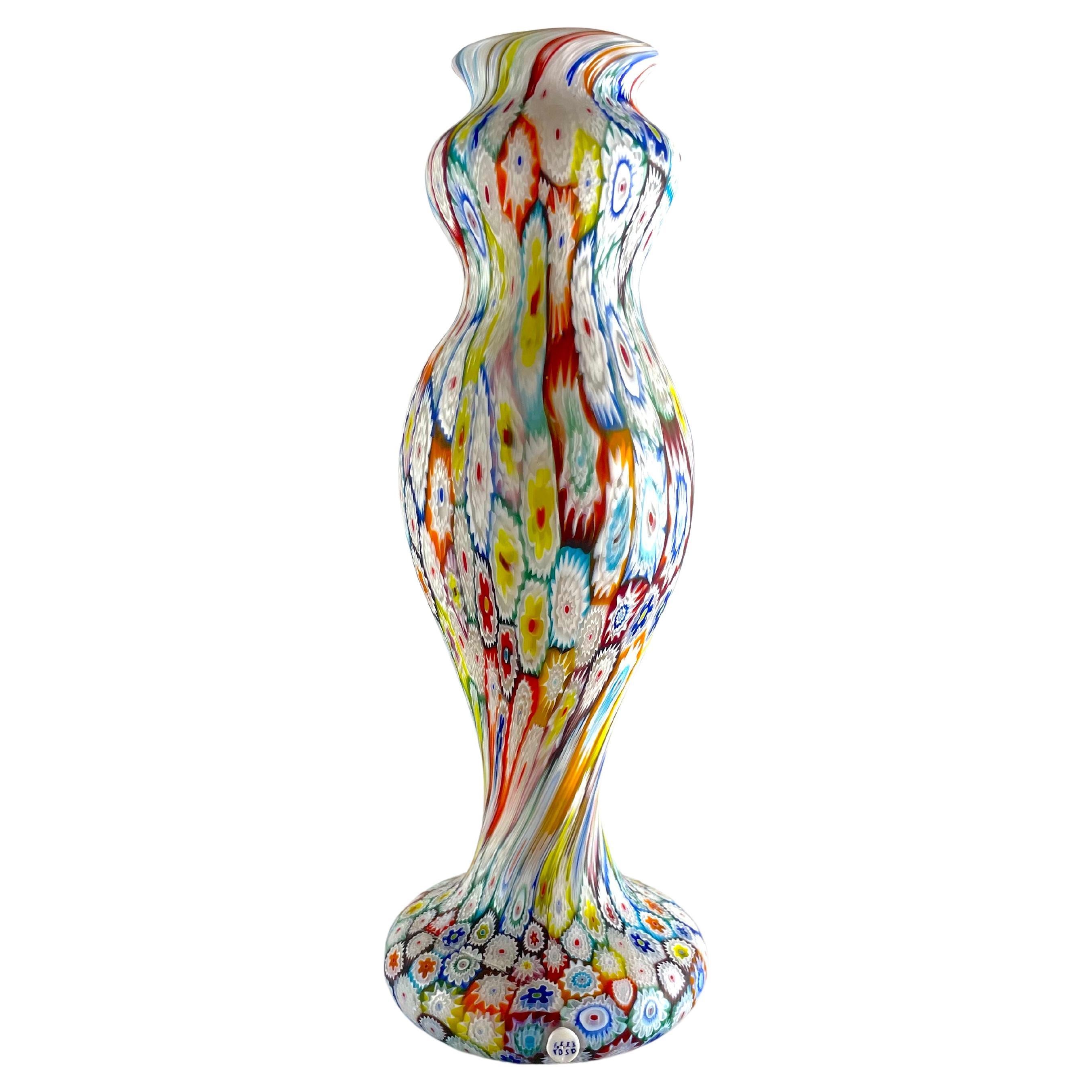 MURRINA MILLEFIORI, hohe Vase, von FRATELLI TOSO MURANO 1950 ca. im Angebot