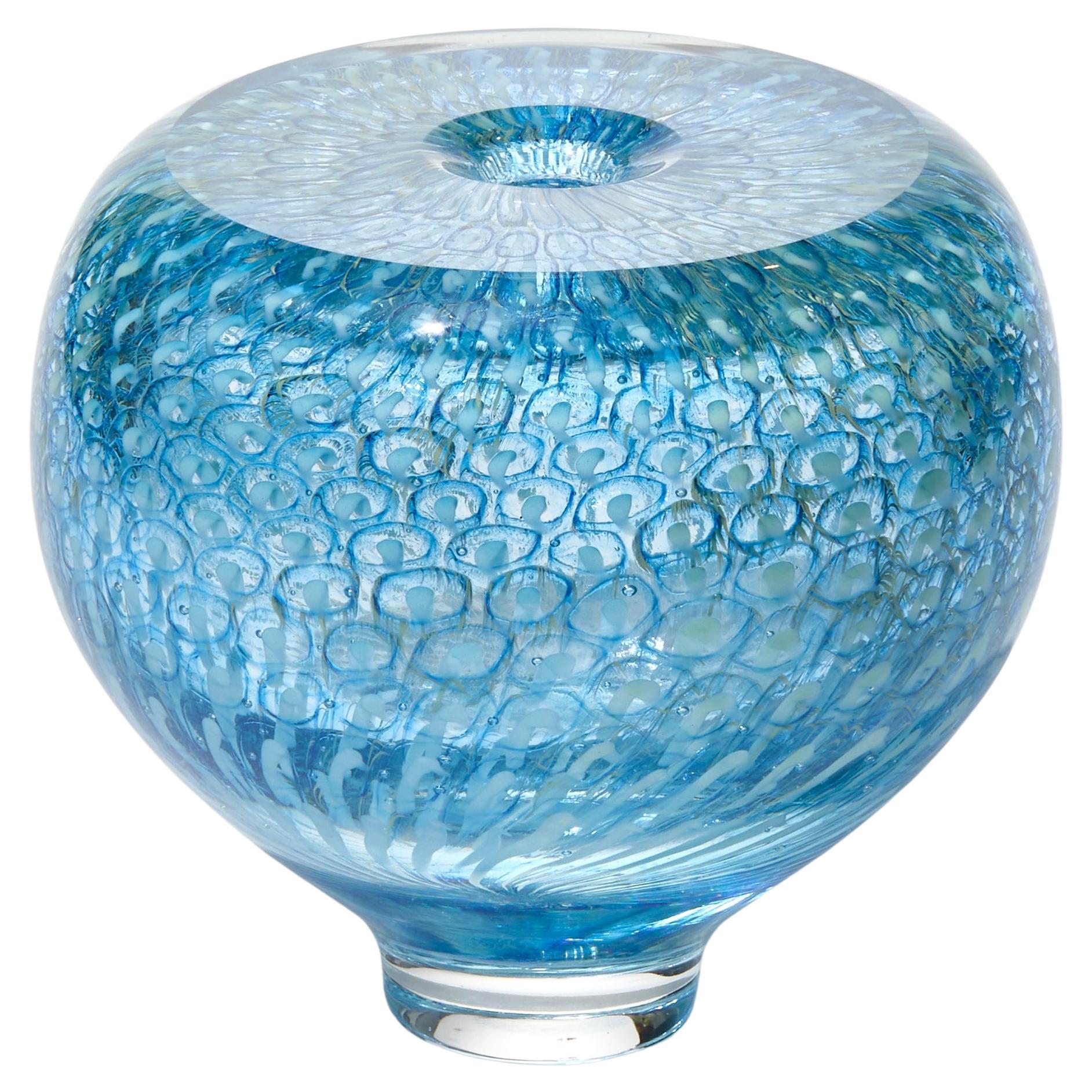 Murrine Quadrants in Turquoise & Pale Turquoise V, una scultura di Peter Bowles