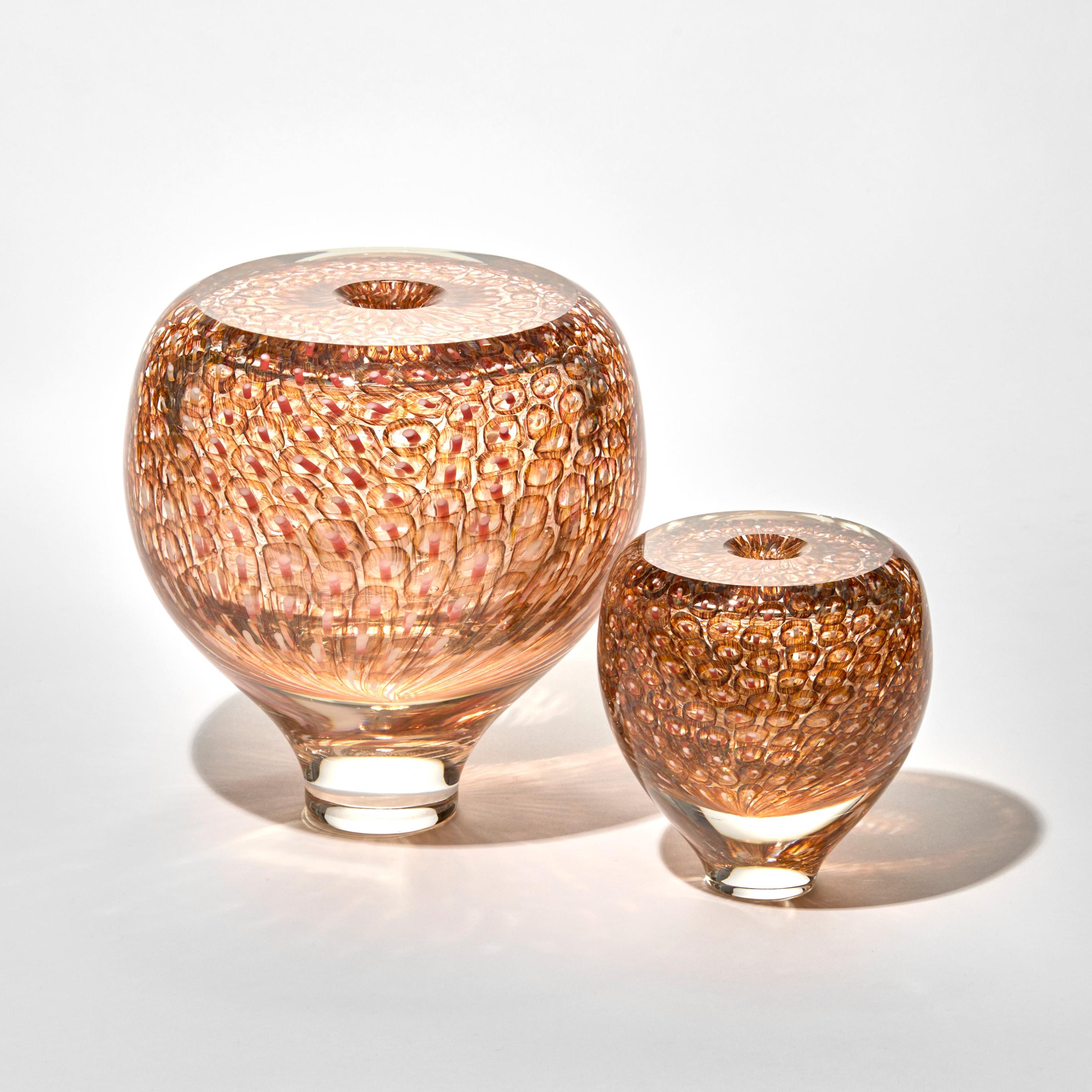 Organico moderno Murrine Quandrants in Apricot with Salmon & Primrose, scultura di Peter Bowles in vendita