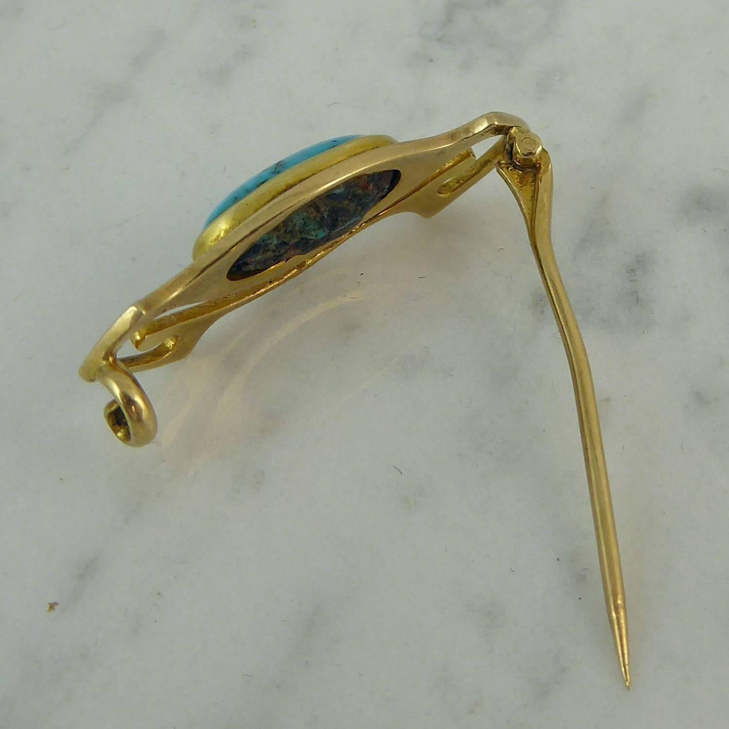 Murrle Bennett & Co. Art Nouveau Brooch, Turquoise, 15 Carat Gold In Excellent Condition In Yorkshire, West Yorkshire