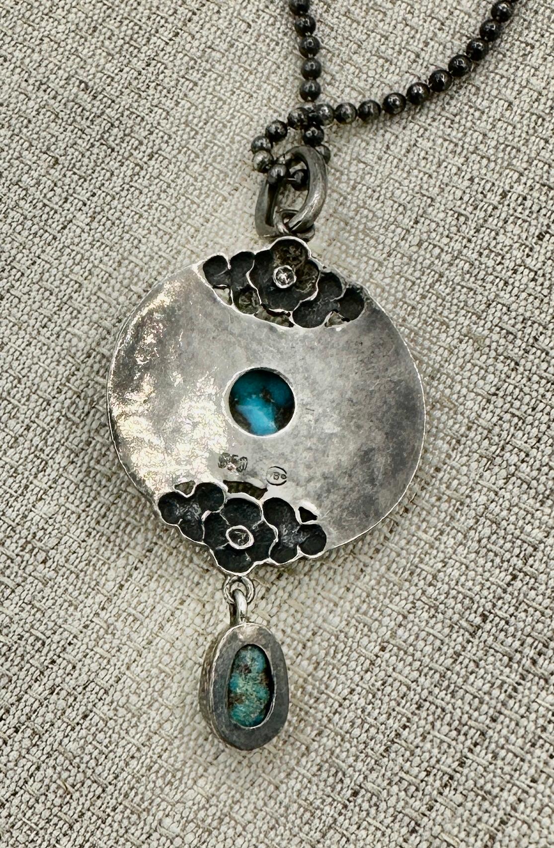 Murrle, Bennett & Co. Collana con ciondolo di turchese in argento di Arts And Crafts 1900 in vendita 5