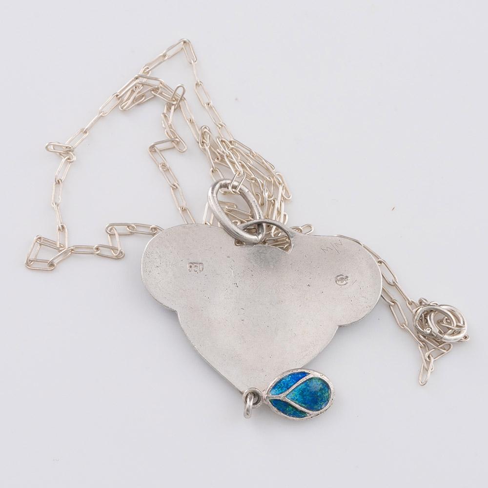 Collar colgante Murrle Bennett de plata y esmalte c1910 principios del siglo XX en venta