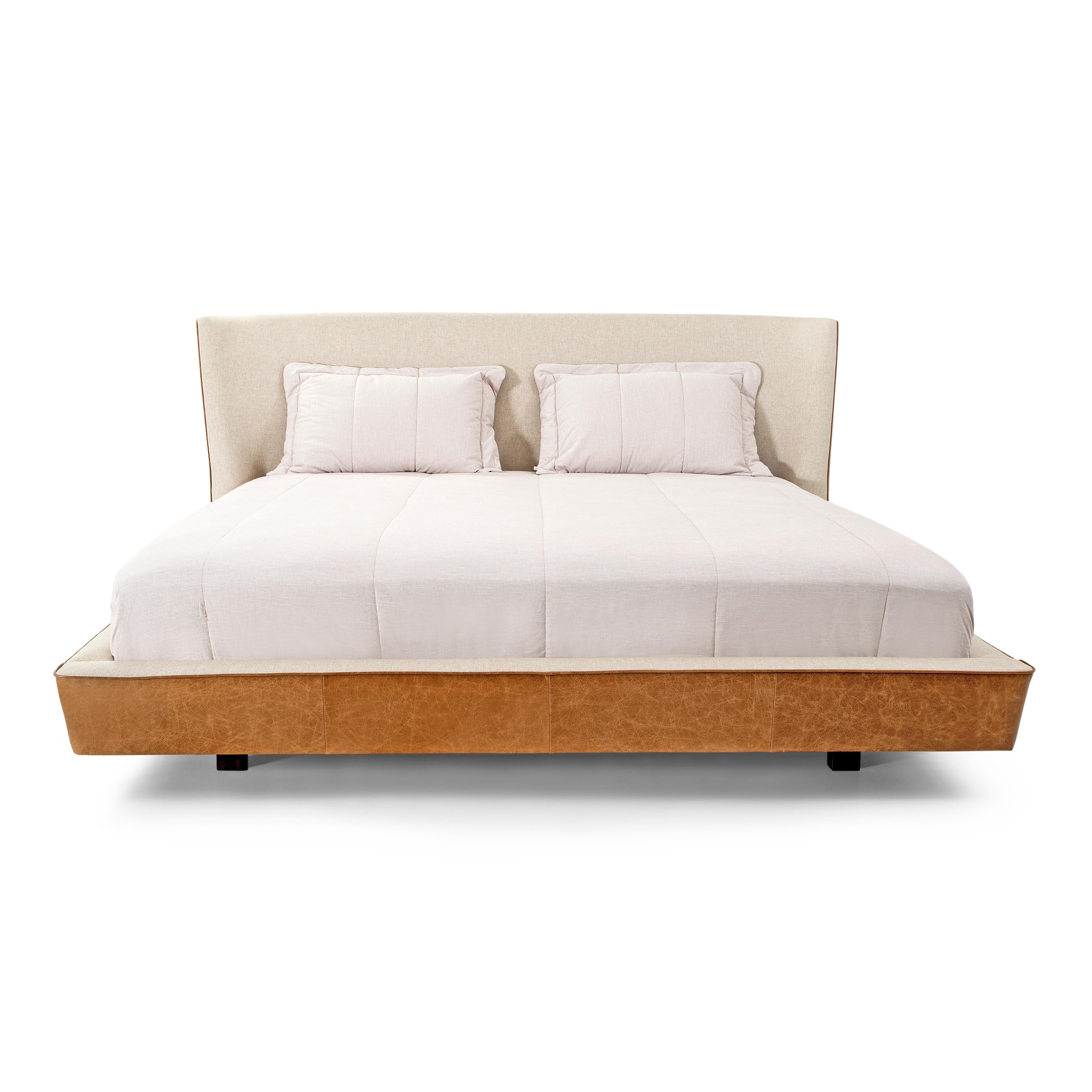 Brazilian Musa King Bed in Brown Leather and Oatmeal Fabric For Sale