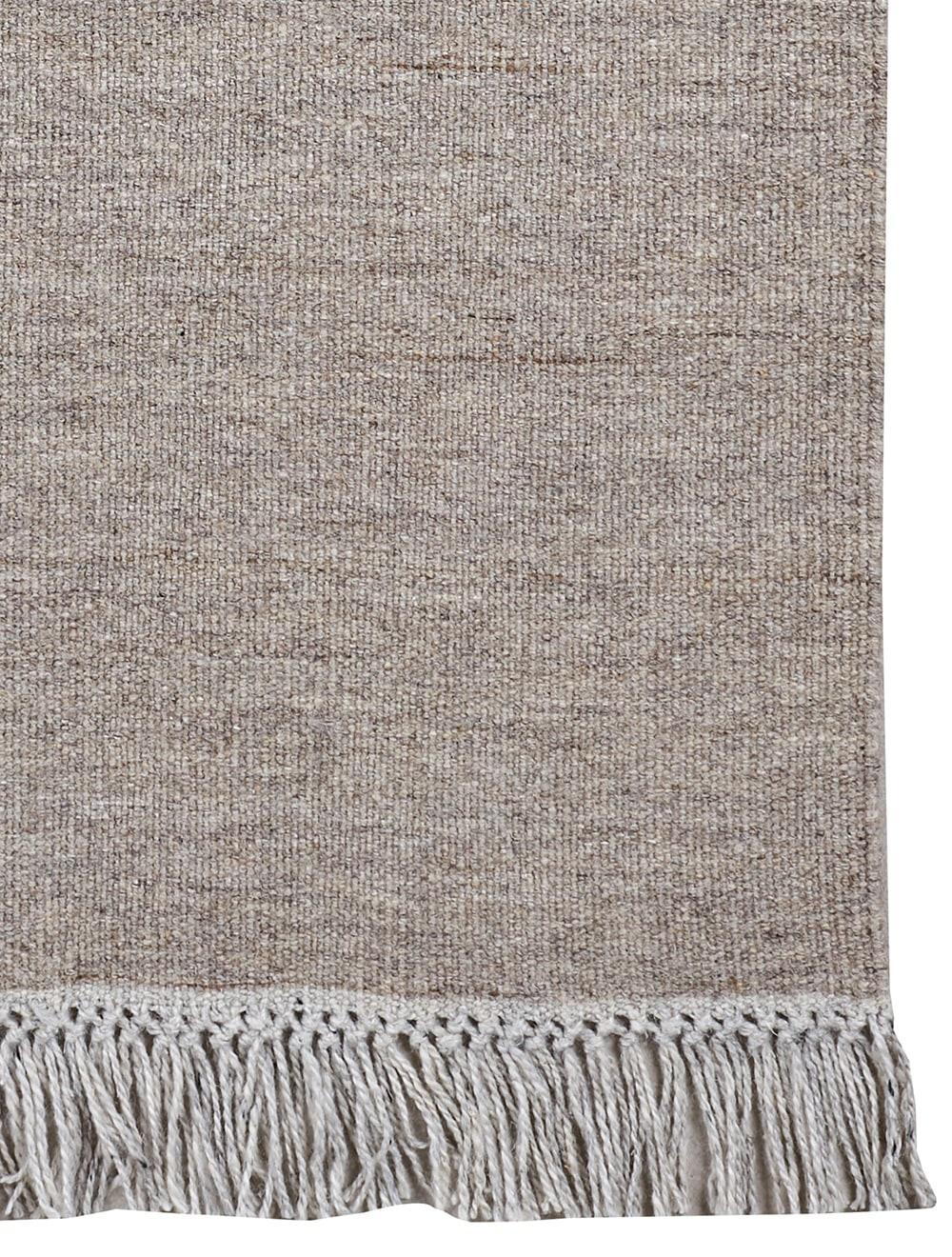 Muscat with Fringes Escape Kelim Carpet by Massimo Copenhagen
Designed by Space Copenhagen
Handwoven
Materials: 100% undyed natural wool.
Dimensions: W 300 x H 400 cm
Available colors: Chalk, Chalk with Fringes, Light Beige, Light Beige with