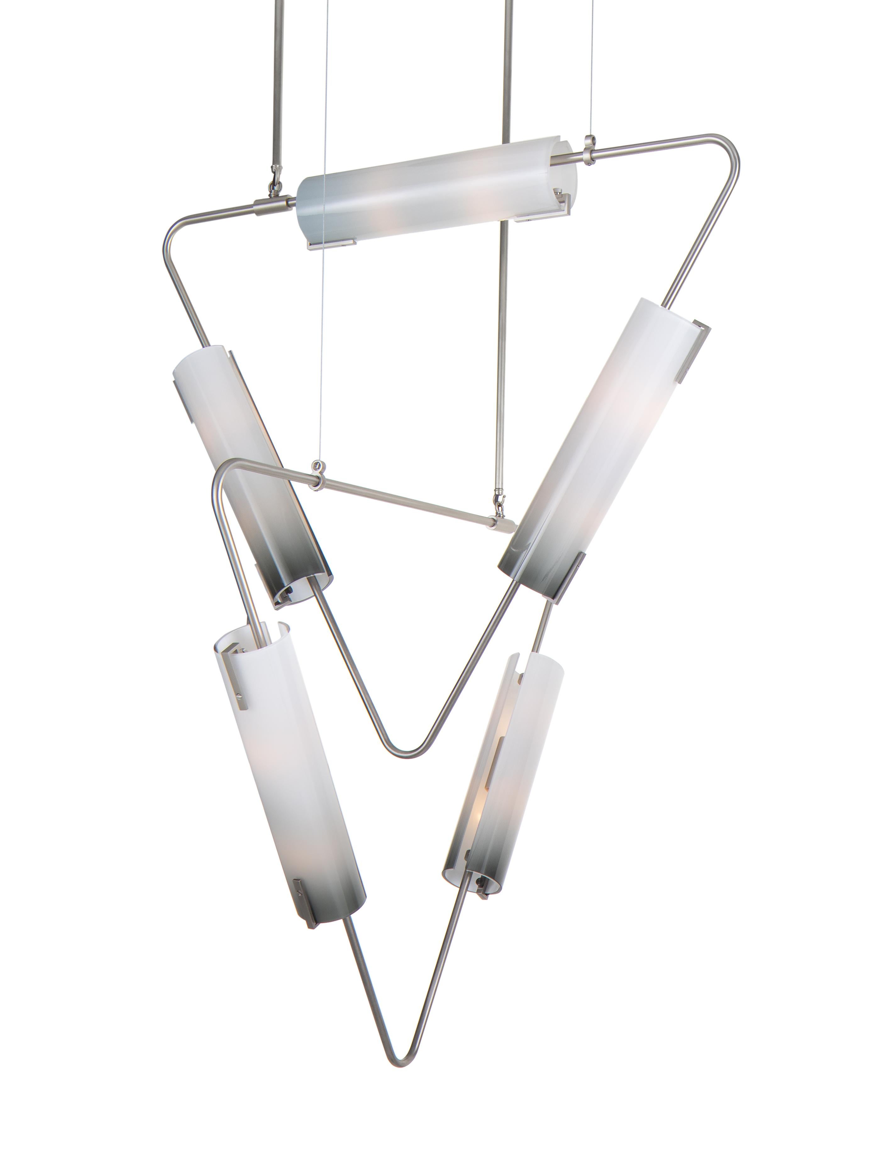 Muse Pendelleuchte: Gebürstetes Messing/Mokka Glasschirme von Avram Rusu Studio im Angebot 1