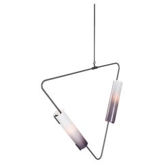 Muse Pendelleuchte: Ölgeriebene Bronze/Taube Ombre Glas von Avram Rusu Studio