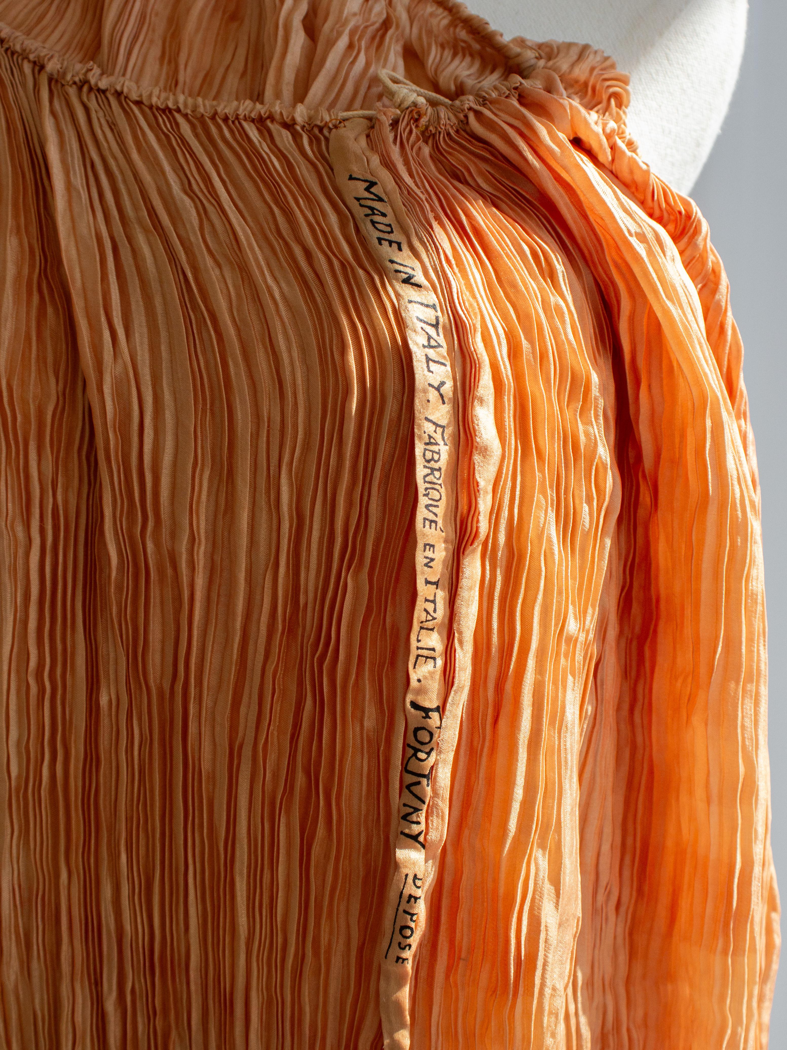 Museum 1920s Mariano Fortuny Delphos Amber Gold Pleated Silk Murano Gown For Sale 13
