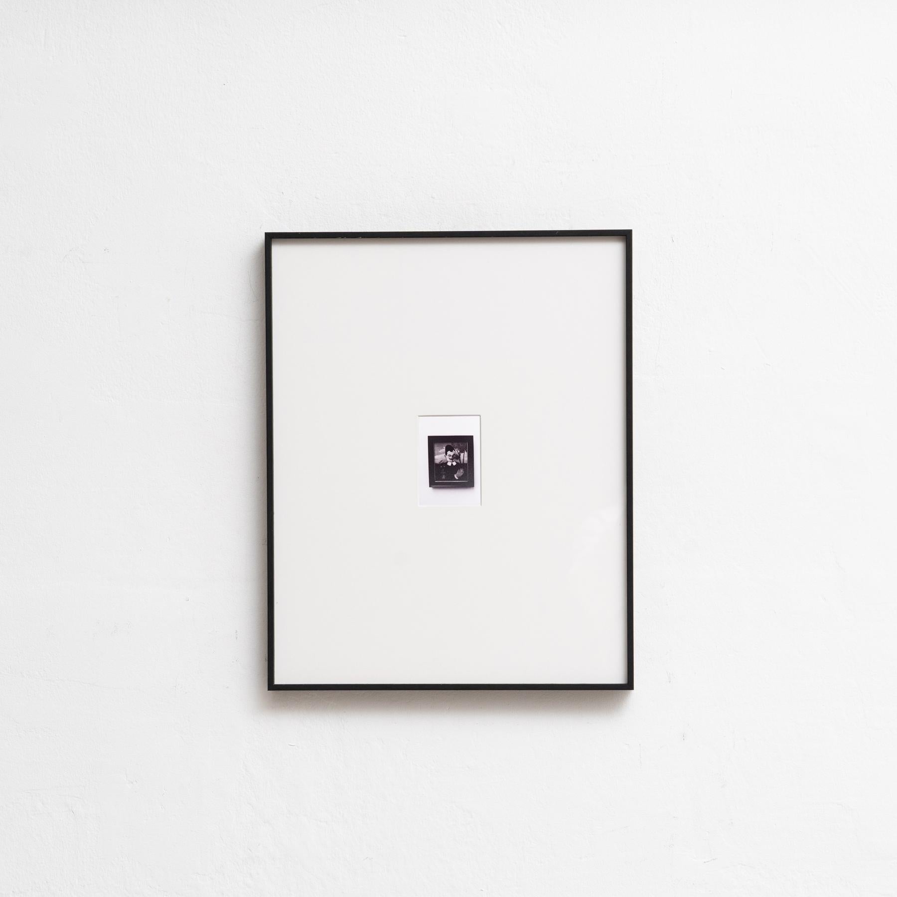 Musée : Une symphonie d'art dans un ensemble de 10 photographies encadrées en noir et blanc en vente 8