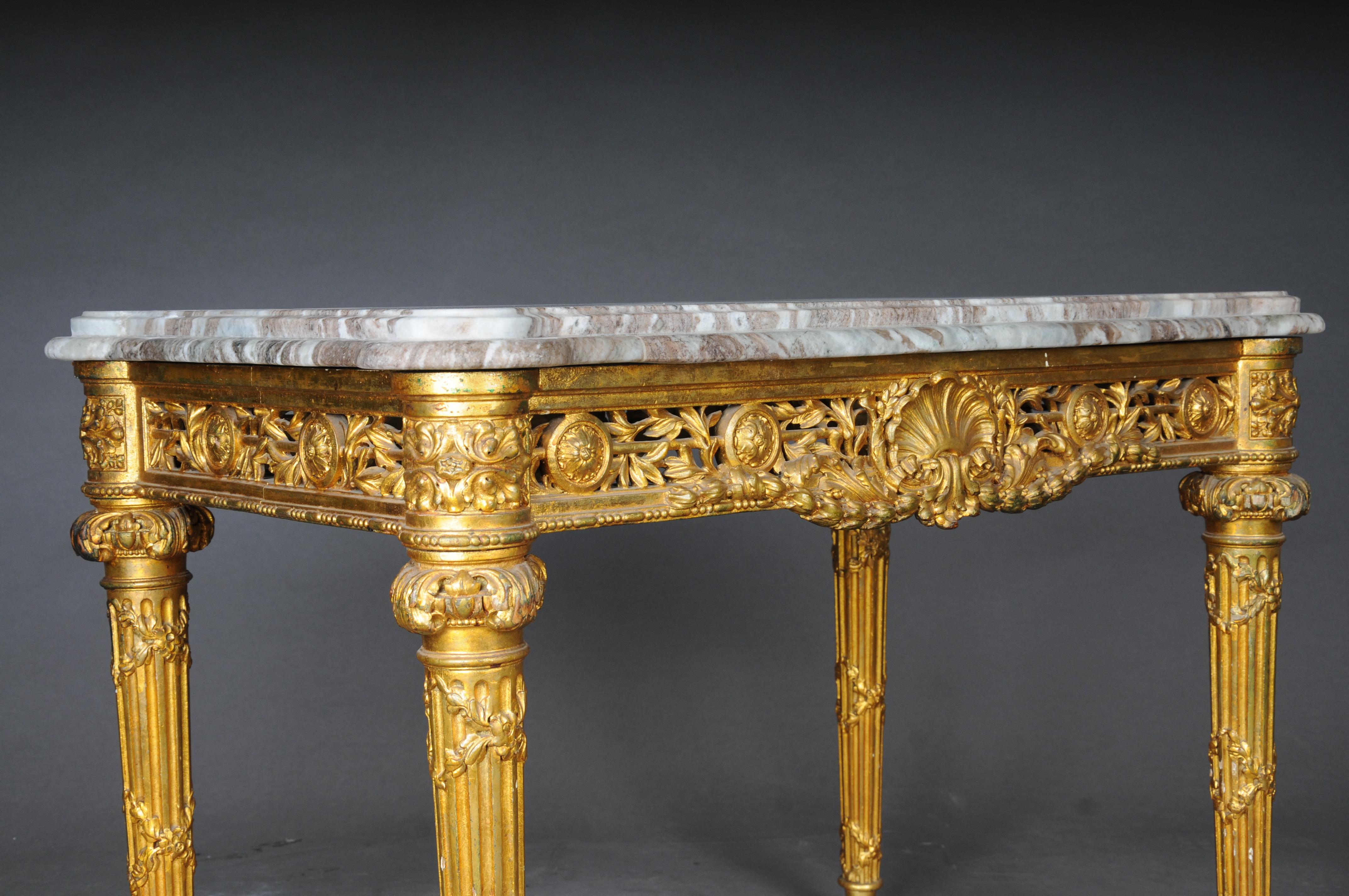 Mesa de centro/consola antigua de museo dorada con mármol hacia 1860, París en venta 5