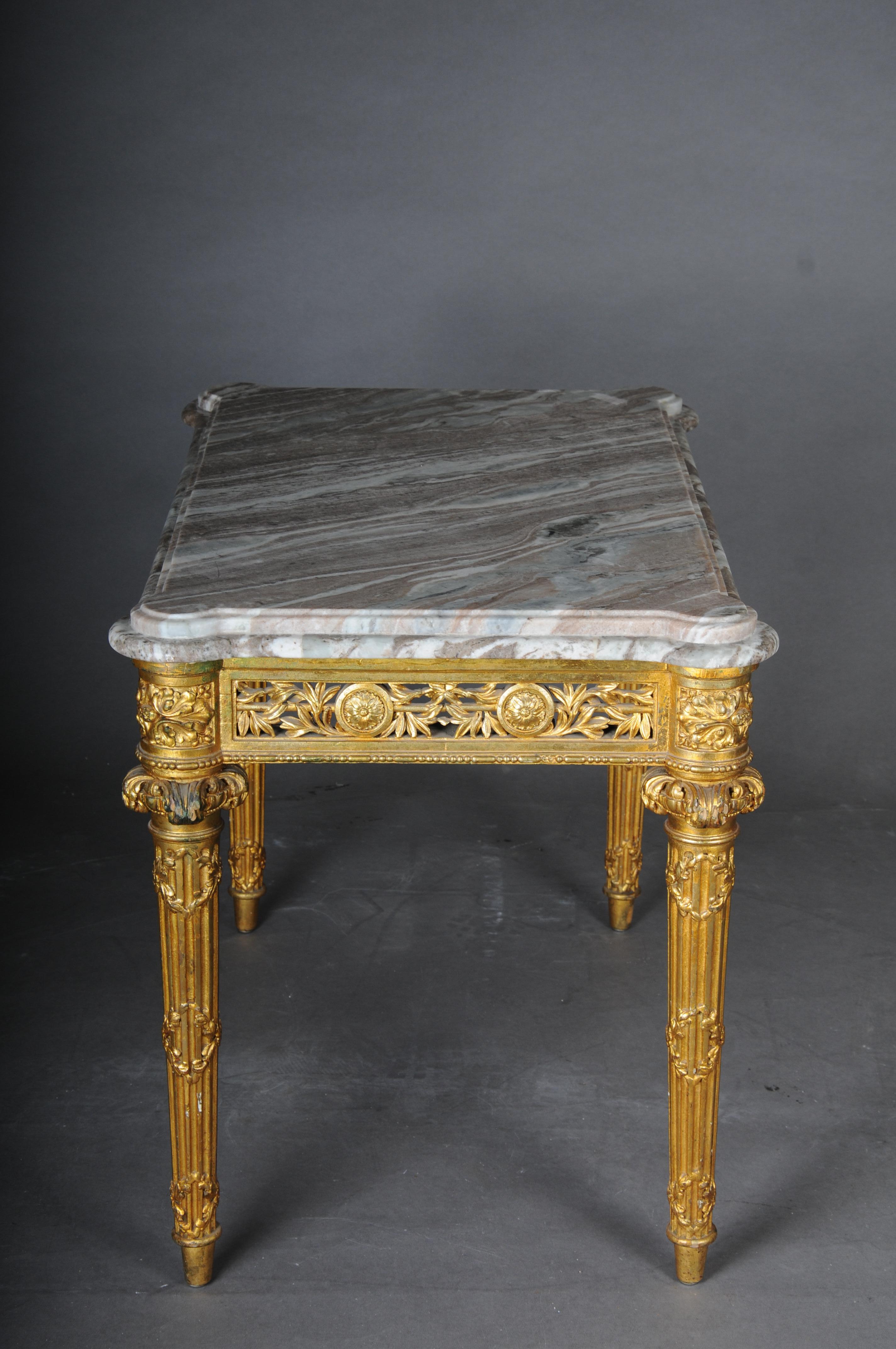 Mesa de centro/consola antigua de museo dorada con mármol hacia 1860, París en venta 8