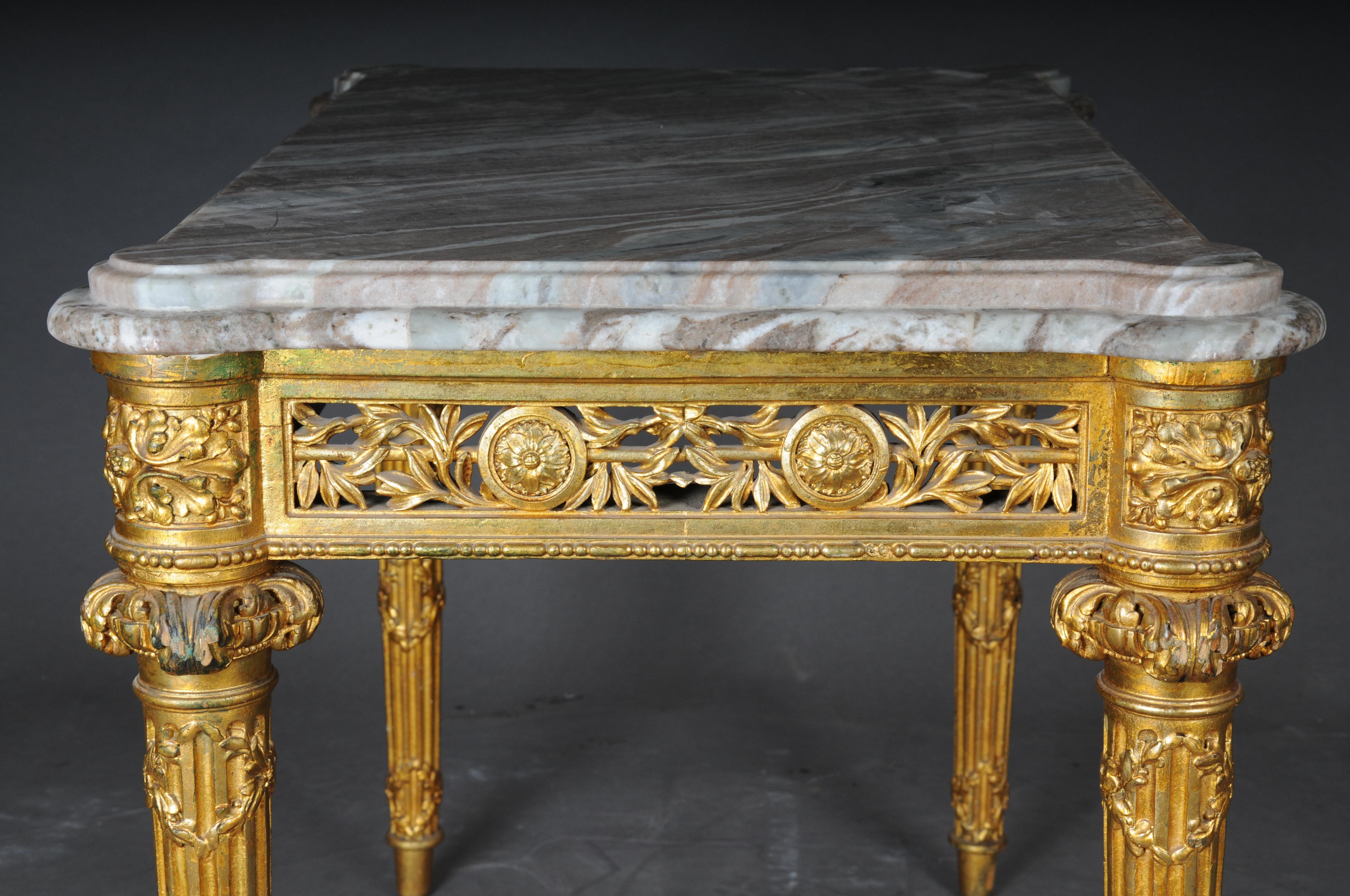 Mesa de centro/consola antigua de museo dorada con mármol hacia 1860, París en venta 9