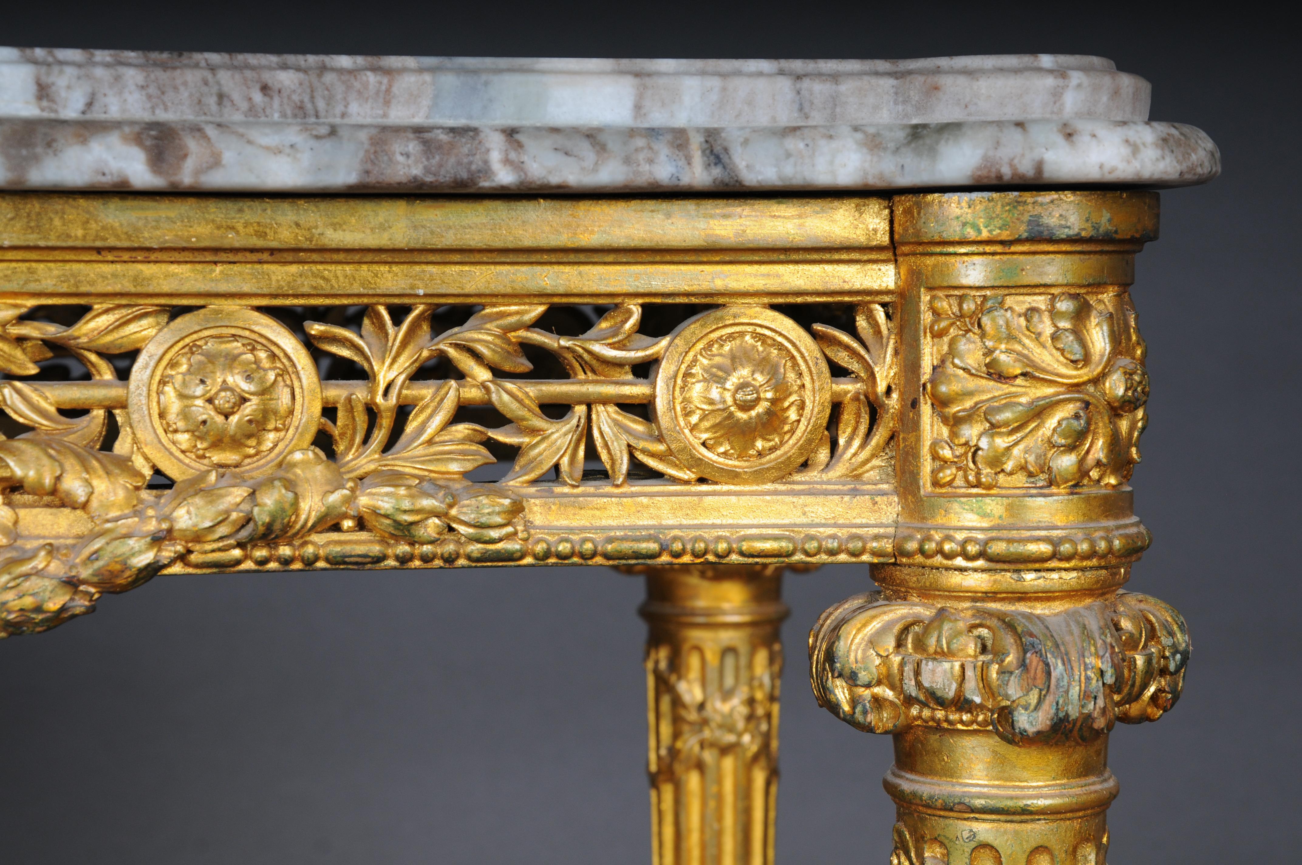 Mesa de centro/consola antigua de museo dorada con mármol hacia 1860, París en Bueno estado para la venta en Berlin, DE