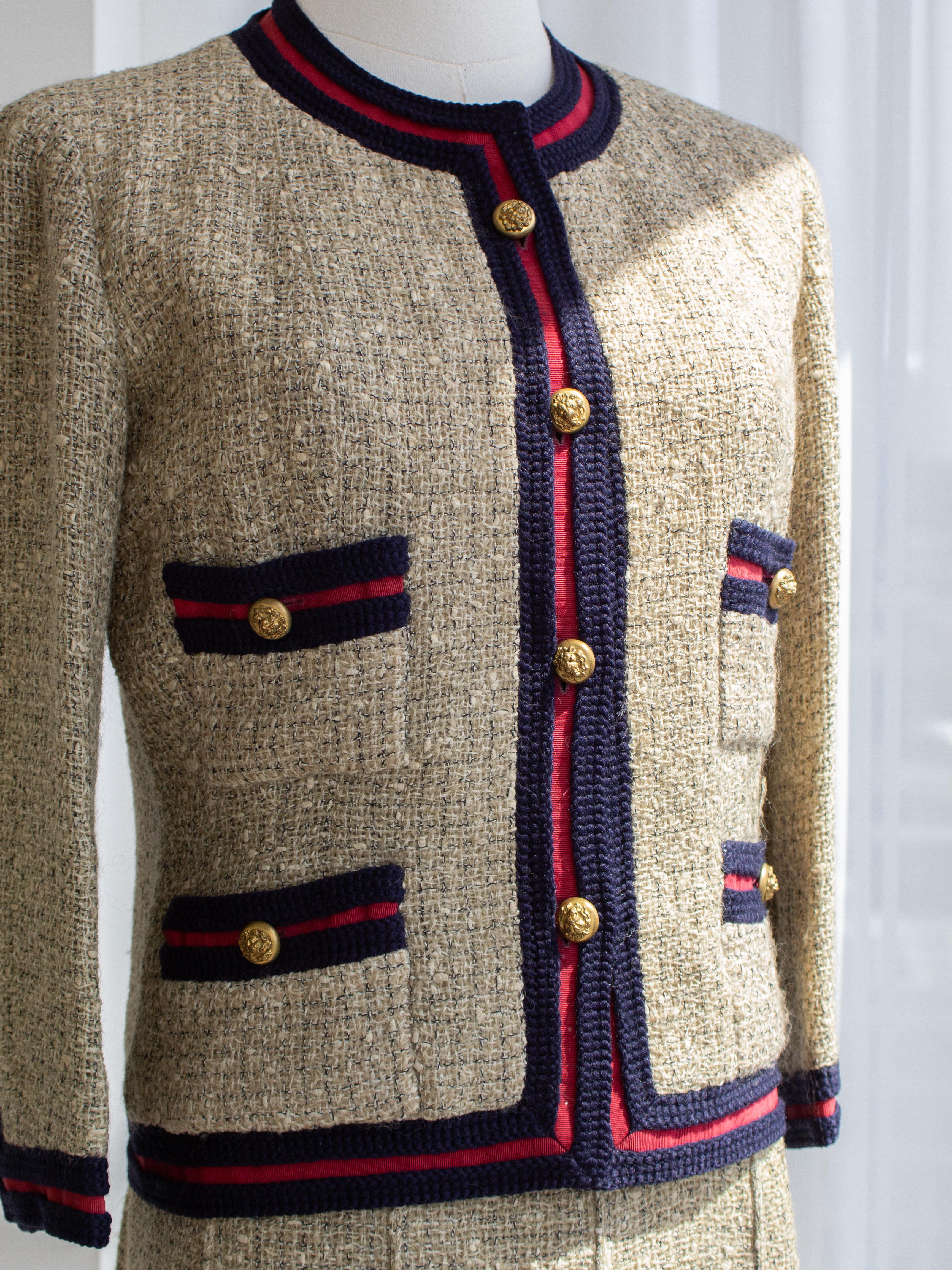 Museum Chanel Haute Couture 1961 Coco Beige Red Blue Tweed Jacket Skirt Suit For Sale 4