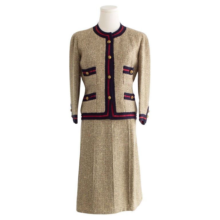Museum Chanel Haute Couture 1961 Coco Beige Red Blue Tweed Jacket Skirt Suit Museum Chanel Haute Couture 1961 Coco Beige Red Blue Tweed Jacket Skirt Suit