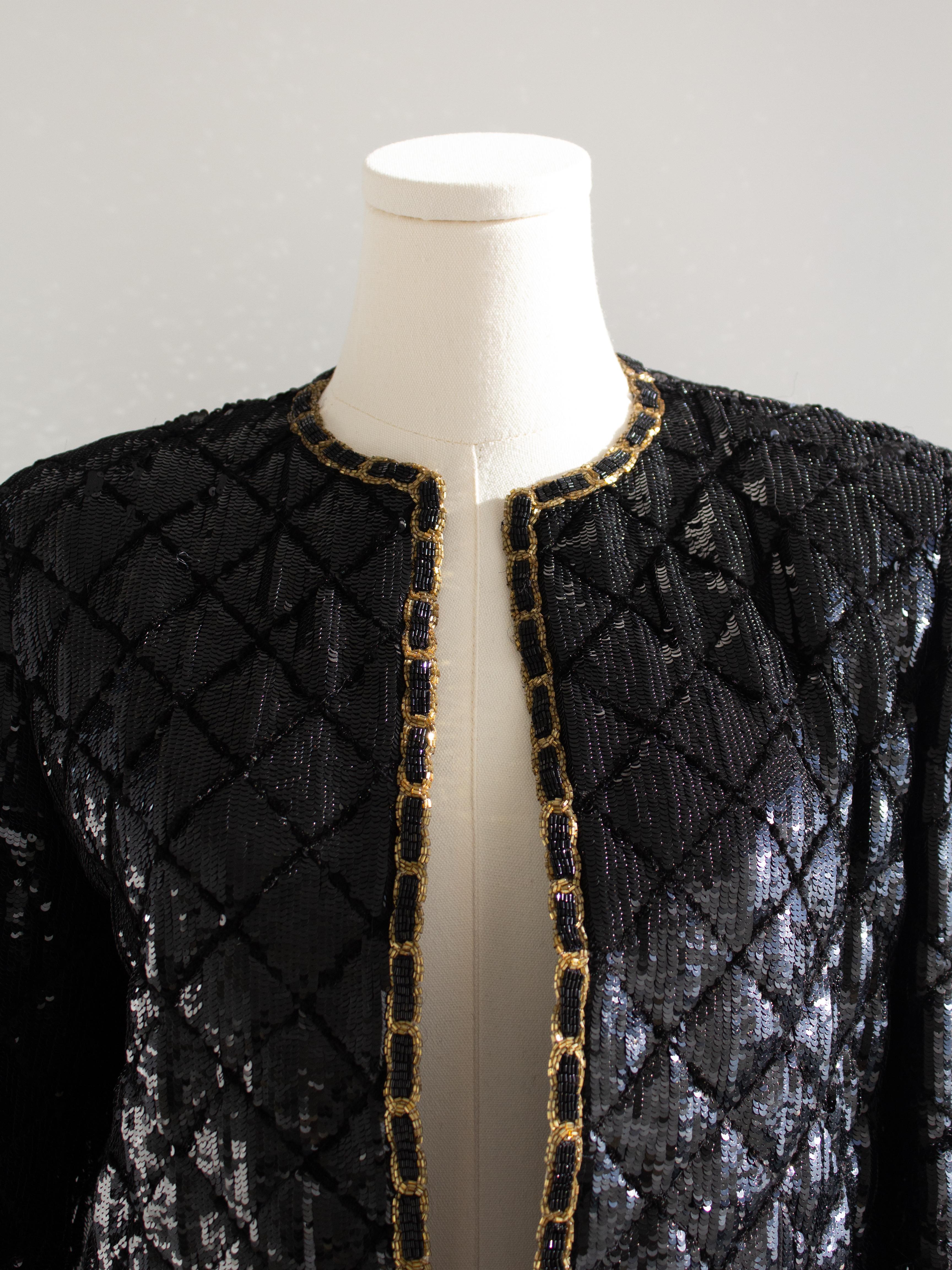 Museum Chanel Haute Couture H/W 1986 Schwarz Gold Pailletten Lesage Jacke Rock Anzug im Angebot 7