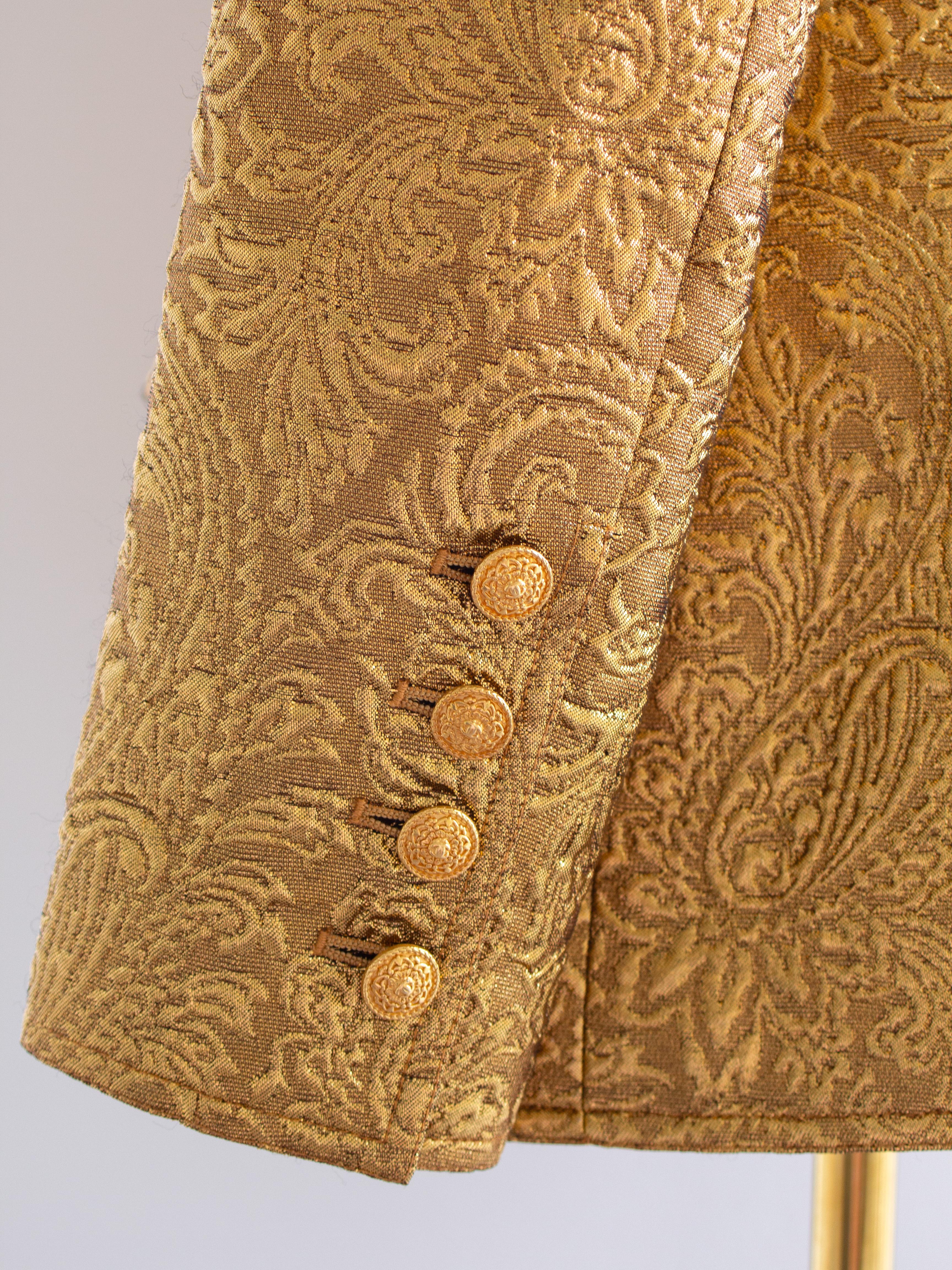 Museum Chanel Vintage F/W 1996 24K Gold Brocade Mughal 96A Jacket 8