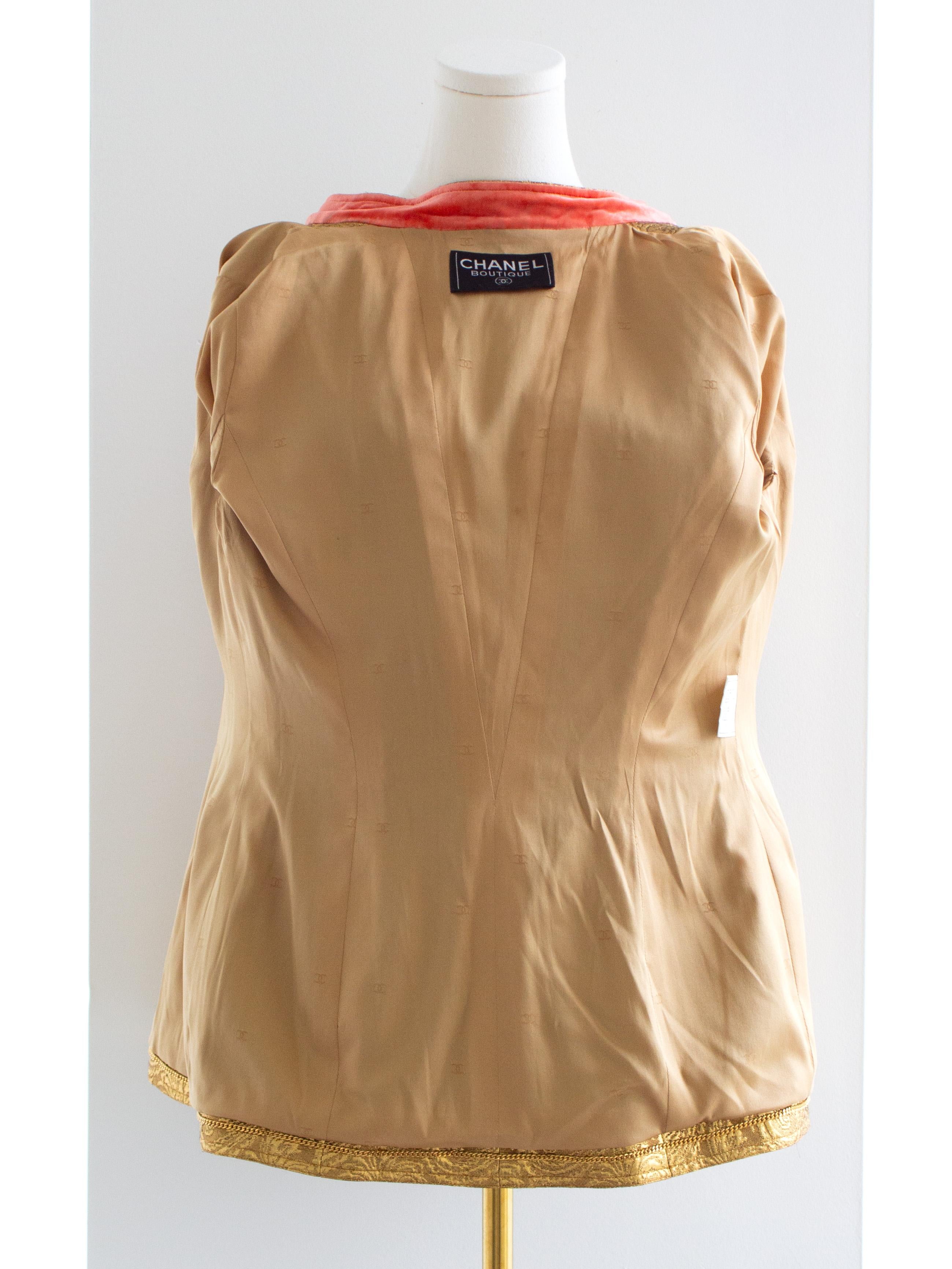 Museum Chanel Vintage F/W 1996 24K Gold Brocade Mughal 96A Jacket 9