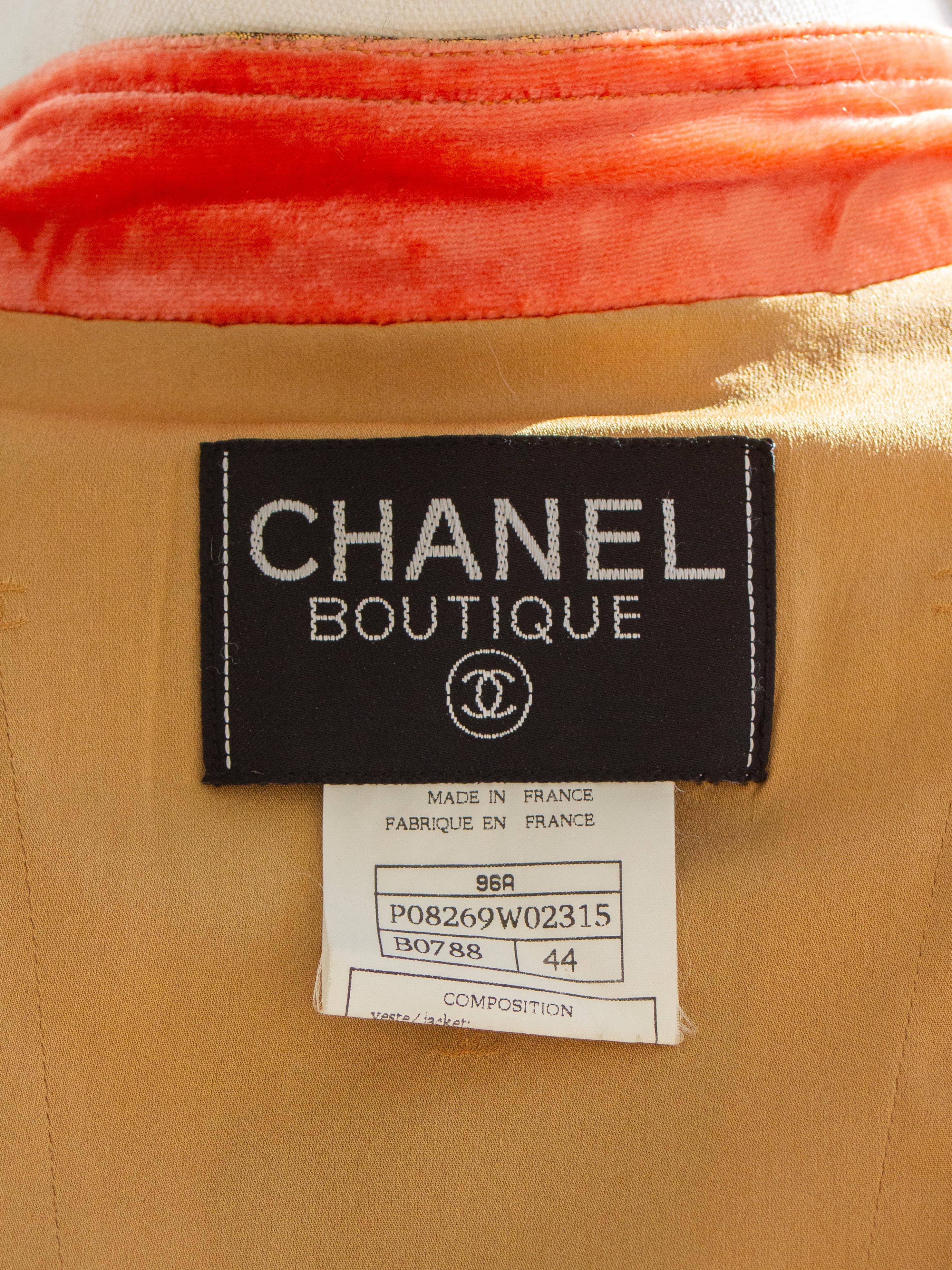 Museum Chanel Vintage F/W 1996 Gold Brocade Mughal Jeweled Gripoix 96A Jacket For Sale 13