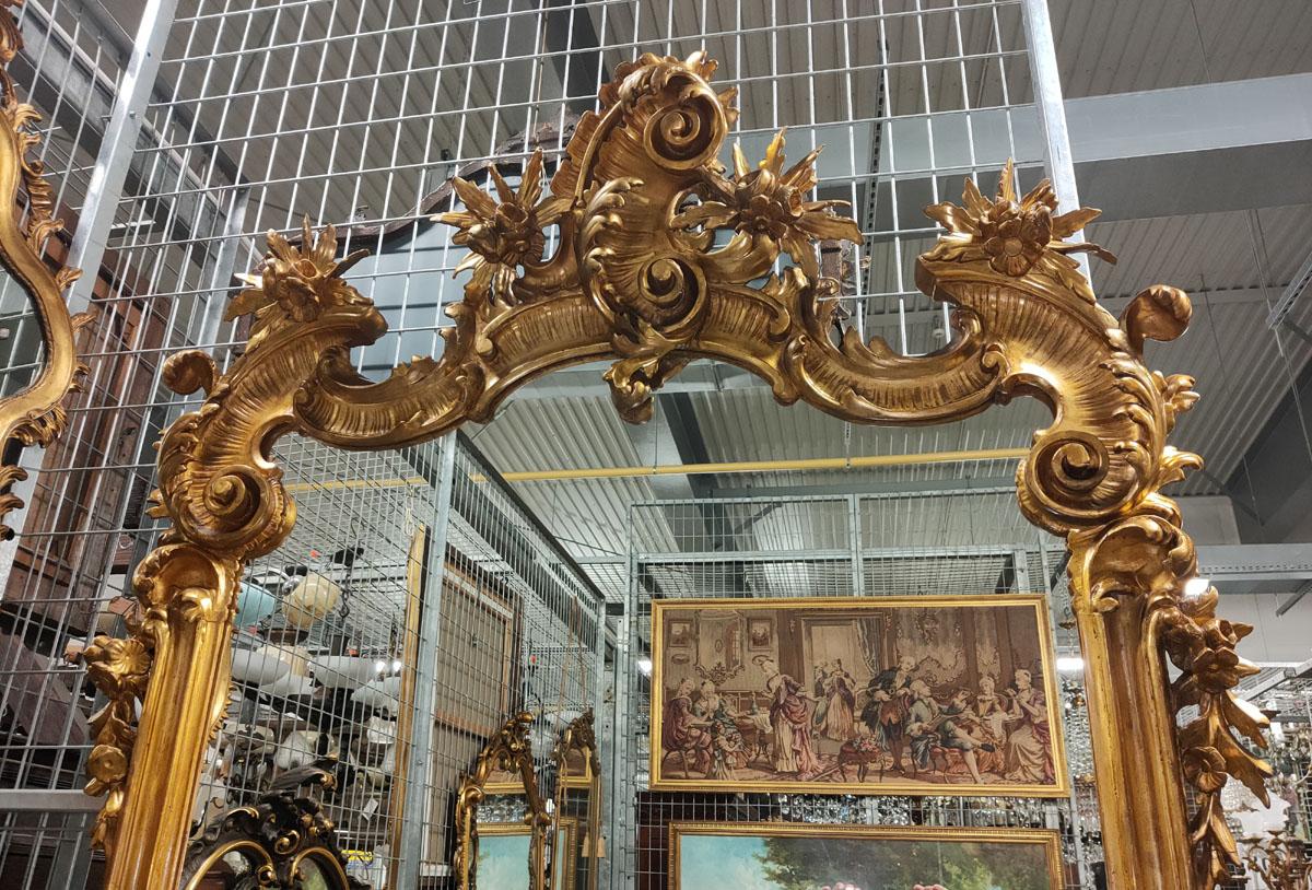 Rococo Museum-Class Palace Antique Console with Mirror, Rokoko, circa 1750-1760