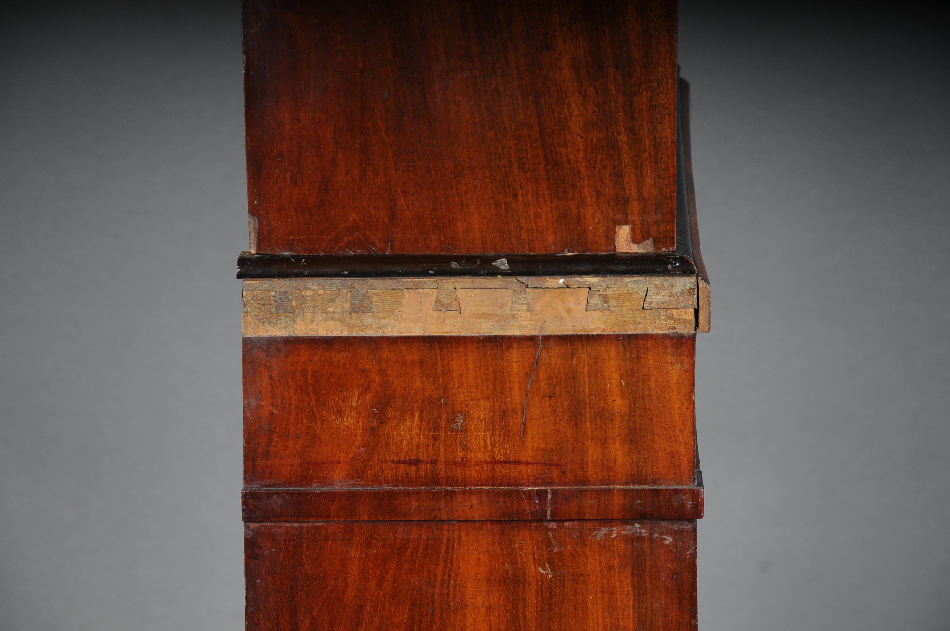 Armoire/meuble d'écriture Empire de musée, vers 1800 en vente 9