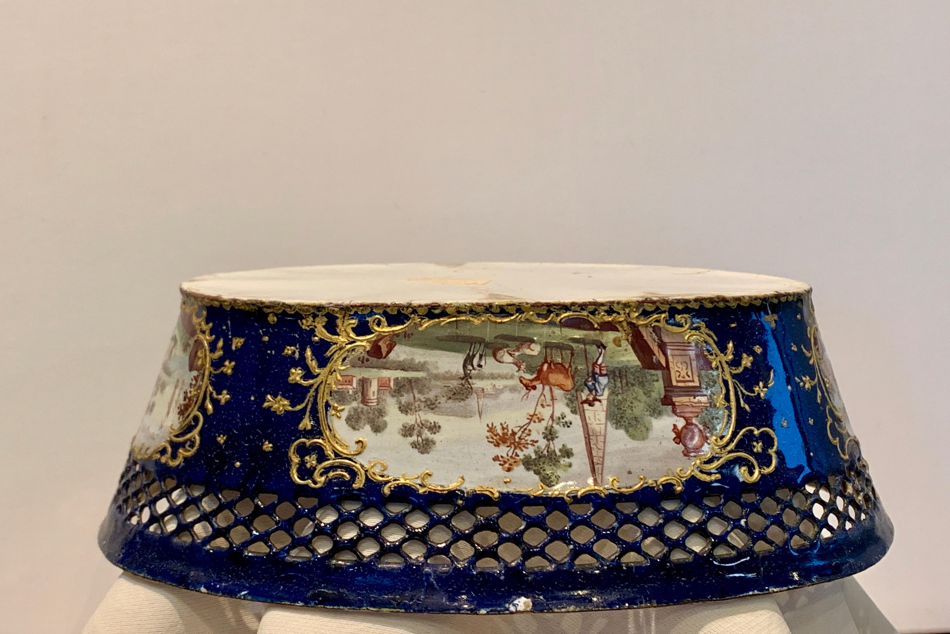 Baroque Museum Enamel Rare Cobalt-Blue Gold Painted Porcelain Jardinière, 18th Century