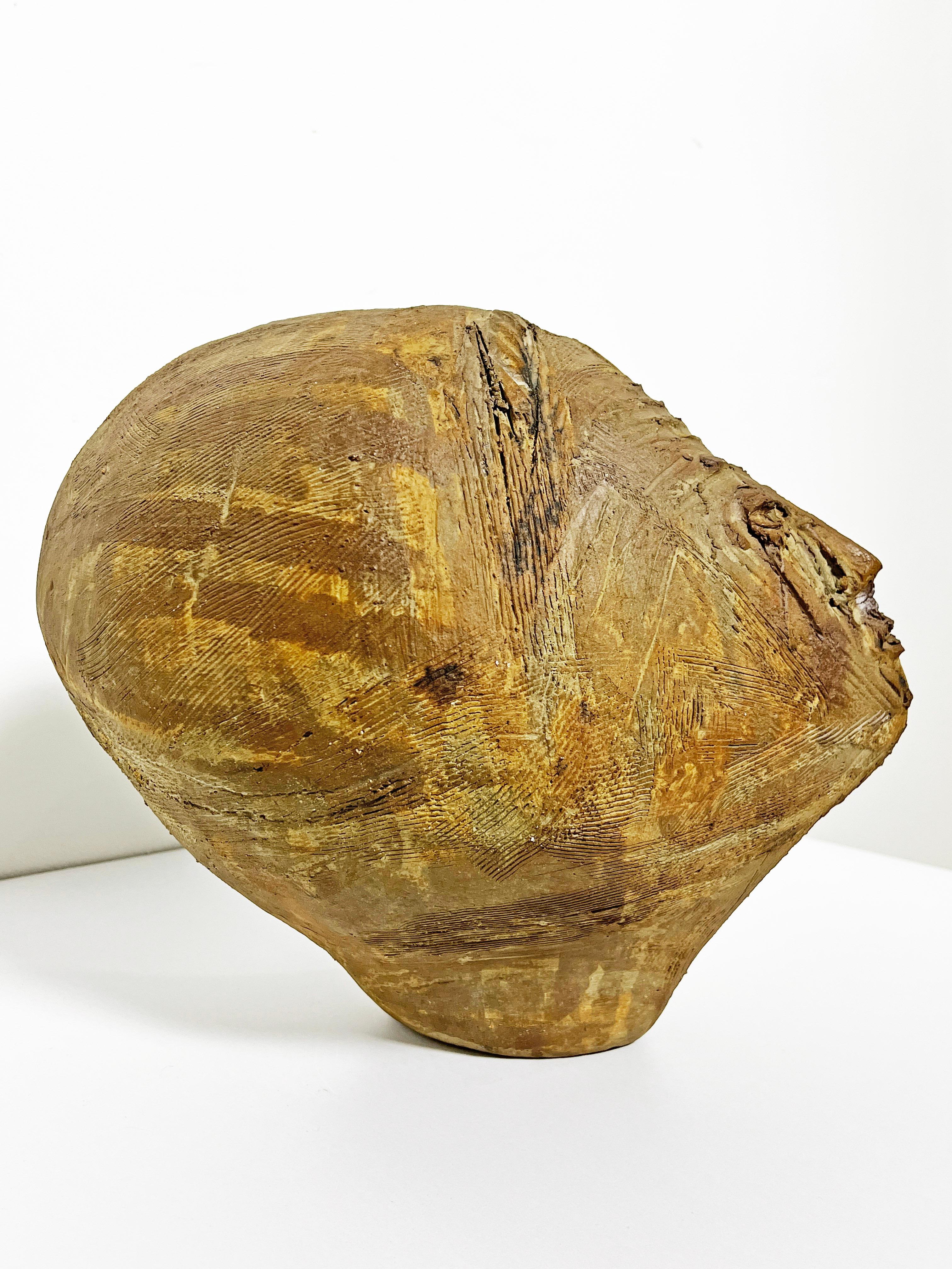 Americano Scultura in Studio Pottery in gres esposta al museo di Susan Newman, D. A. 1962 in vendita