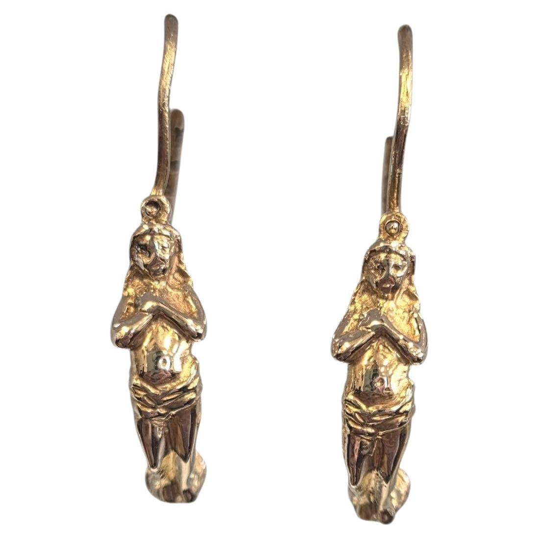 Museo d'Arte Moderna - Orecchini a cerchio in oro giallo 14K con angelo e fata greca #23828