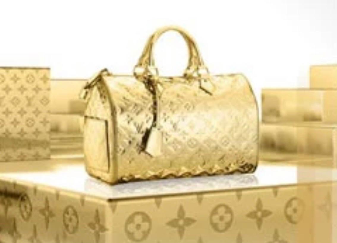 MUSEUM PIECE Louis Vuitton by Marc Jacobs 2006 Gold Monogram Miroir Speedy Bag For Sale 11