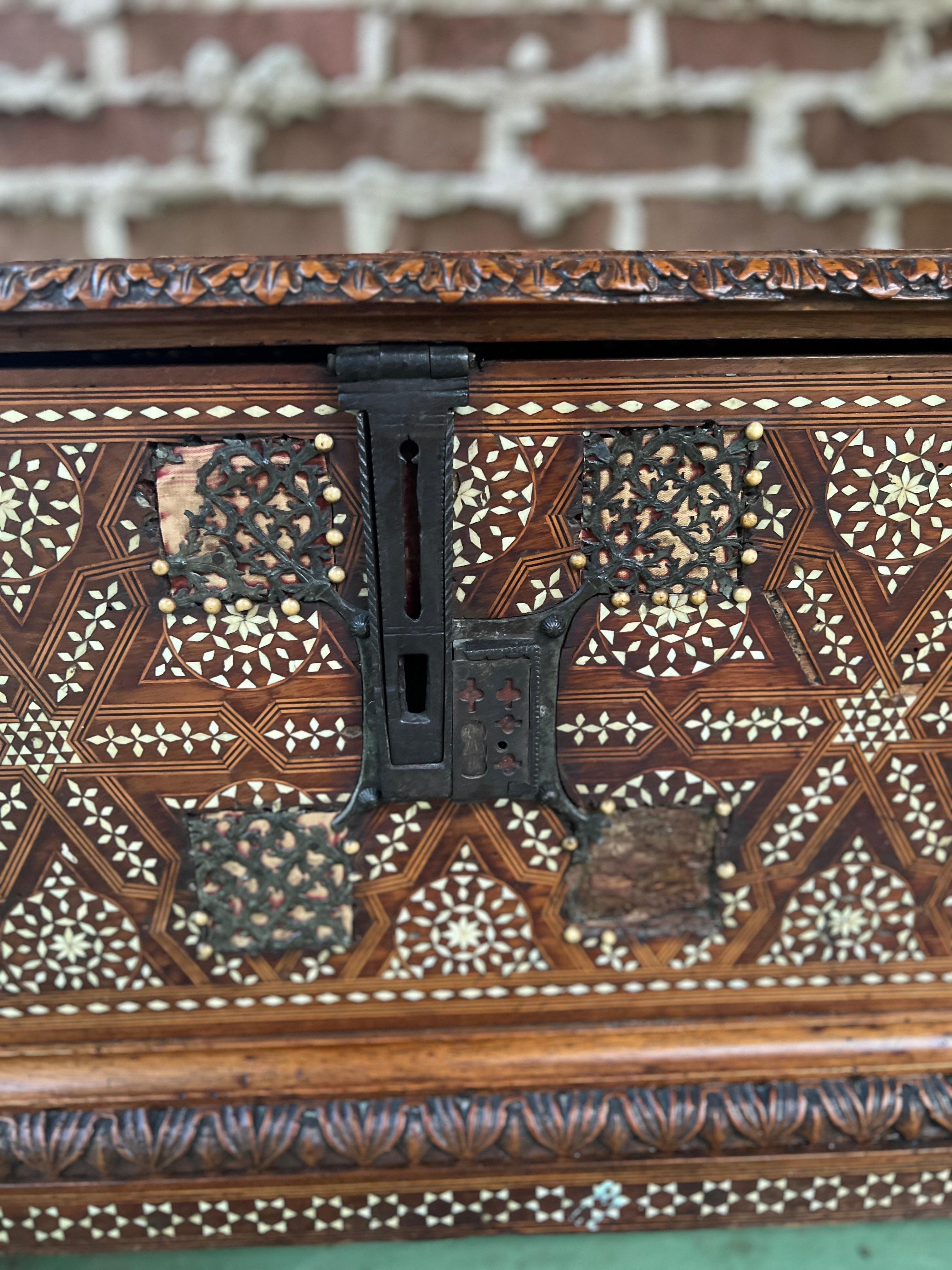 Museum Quality 18th Century Syrian Anglo Indian Carved & Inlaid Blanket Chest For Sale 4