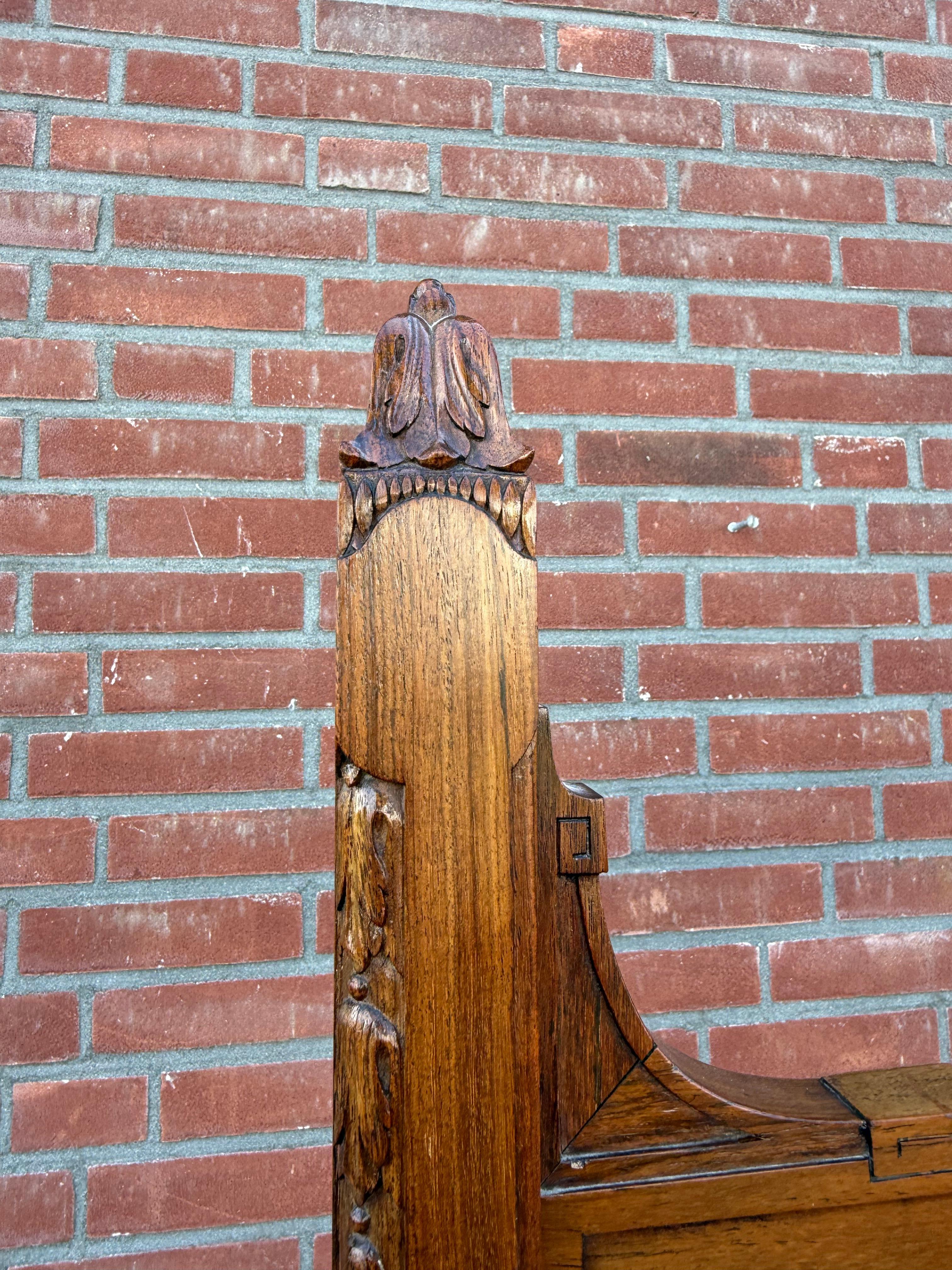 Museum Quality Antique Nutwood Studio or Gallery Easel / Painting Display Stand For Sale 6