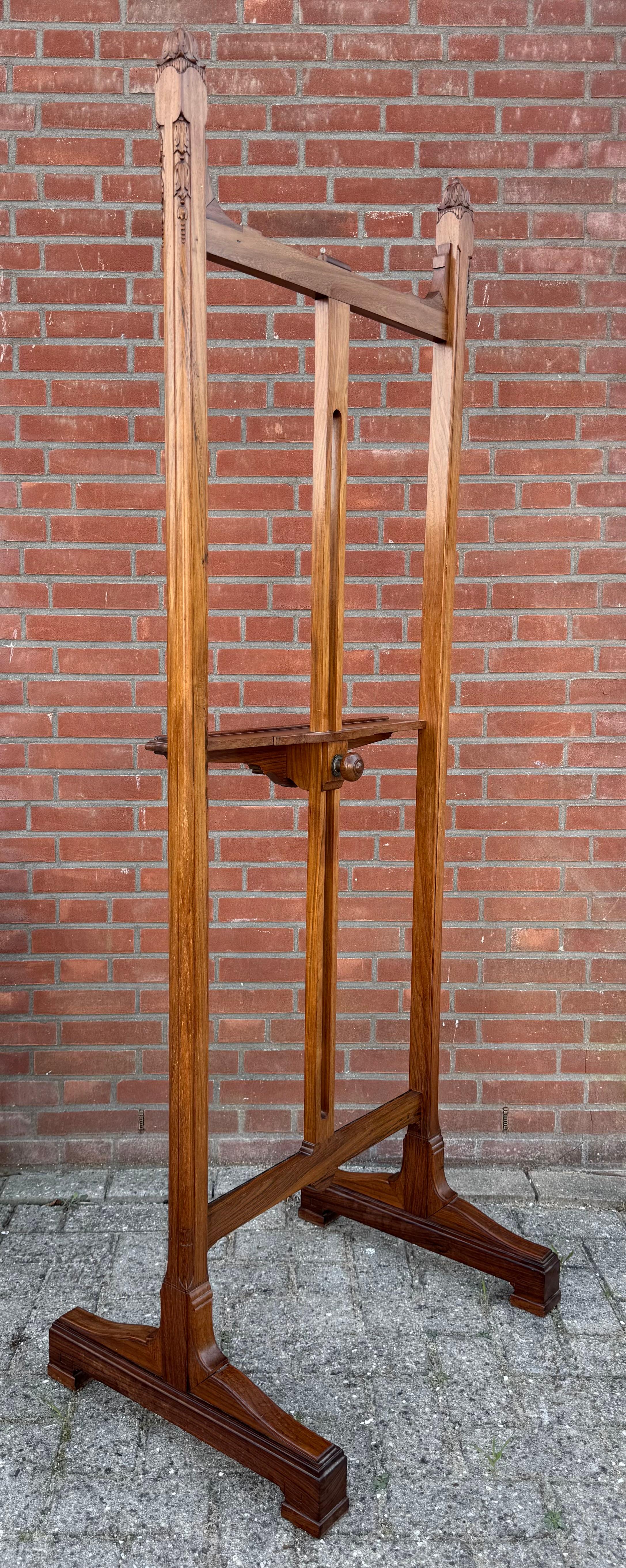 Dutch Museum Quality Antique Nutwood Studio or Gallery Easel / Painting Display Stand For Sale