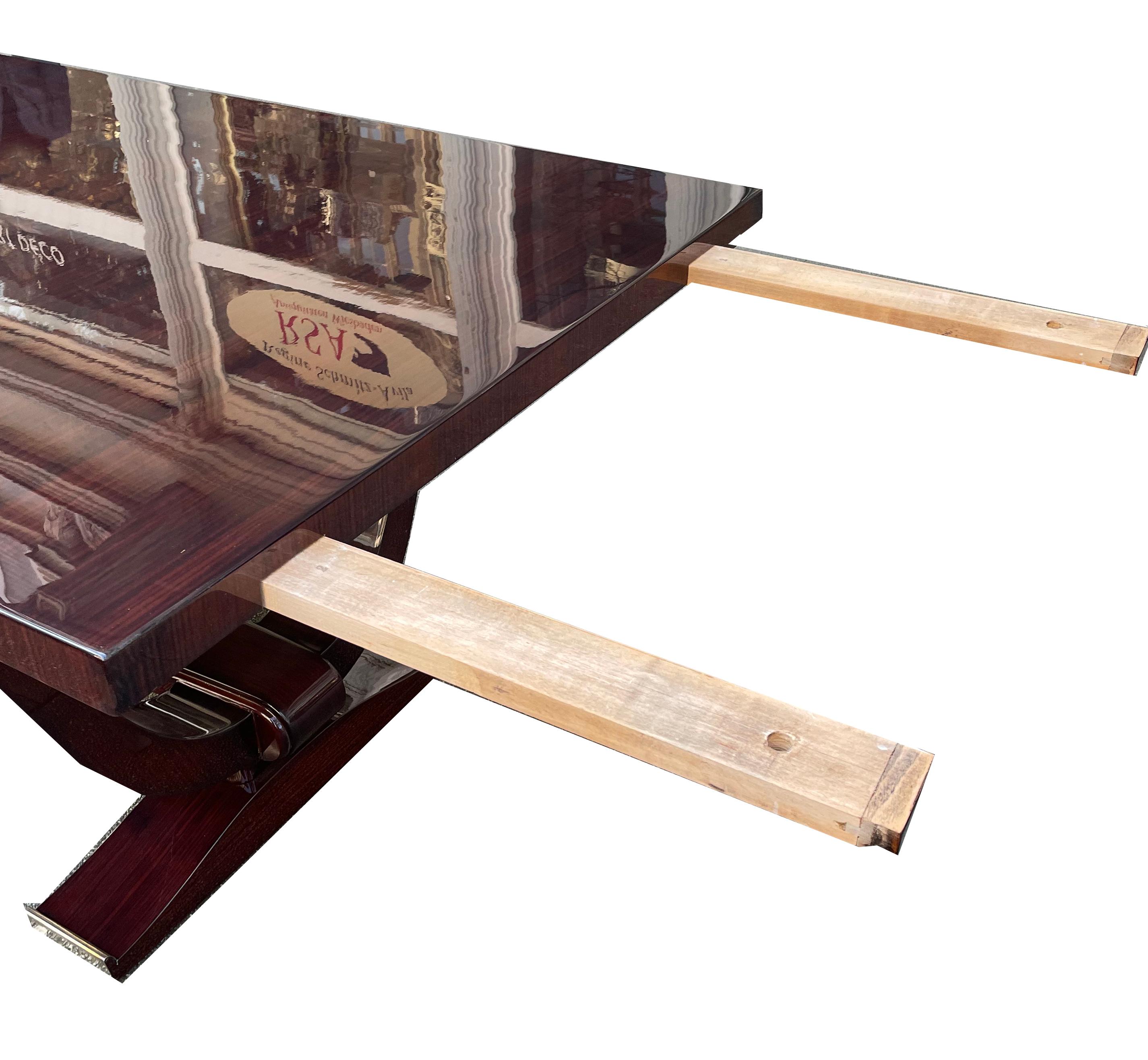 Mid-20th Century Museum-quality Art Deco dining table by “Dominique” For Sale