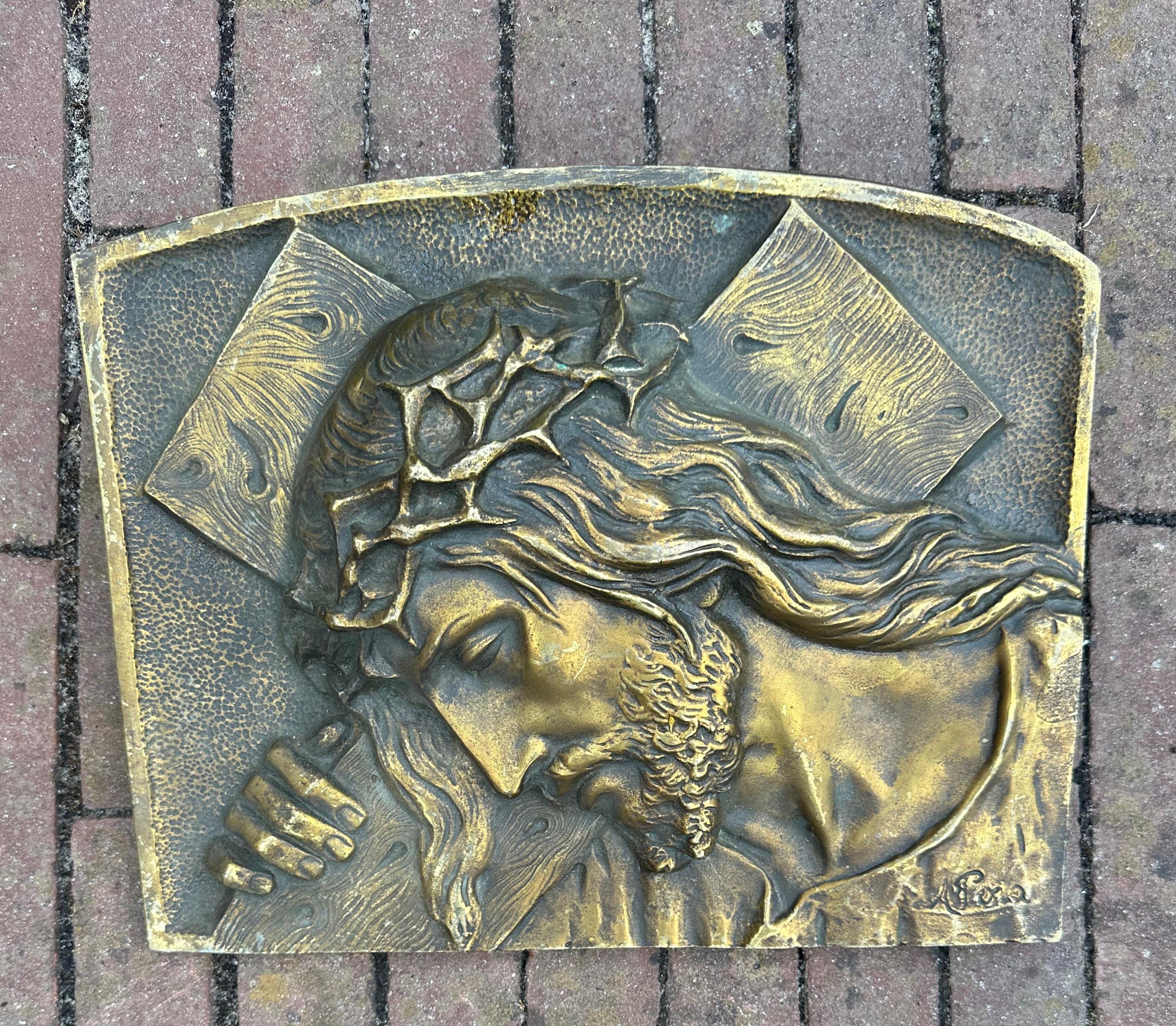 Bronze-Wandtafel-Skulptur Christus in Museumsqualität „Jesus transportiert das Kreuz“ im Angebot 4