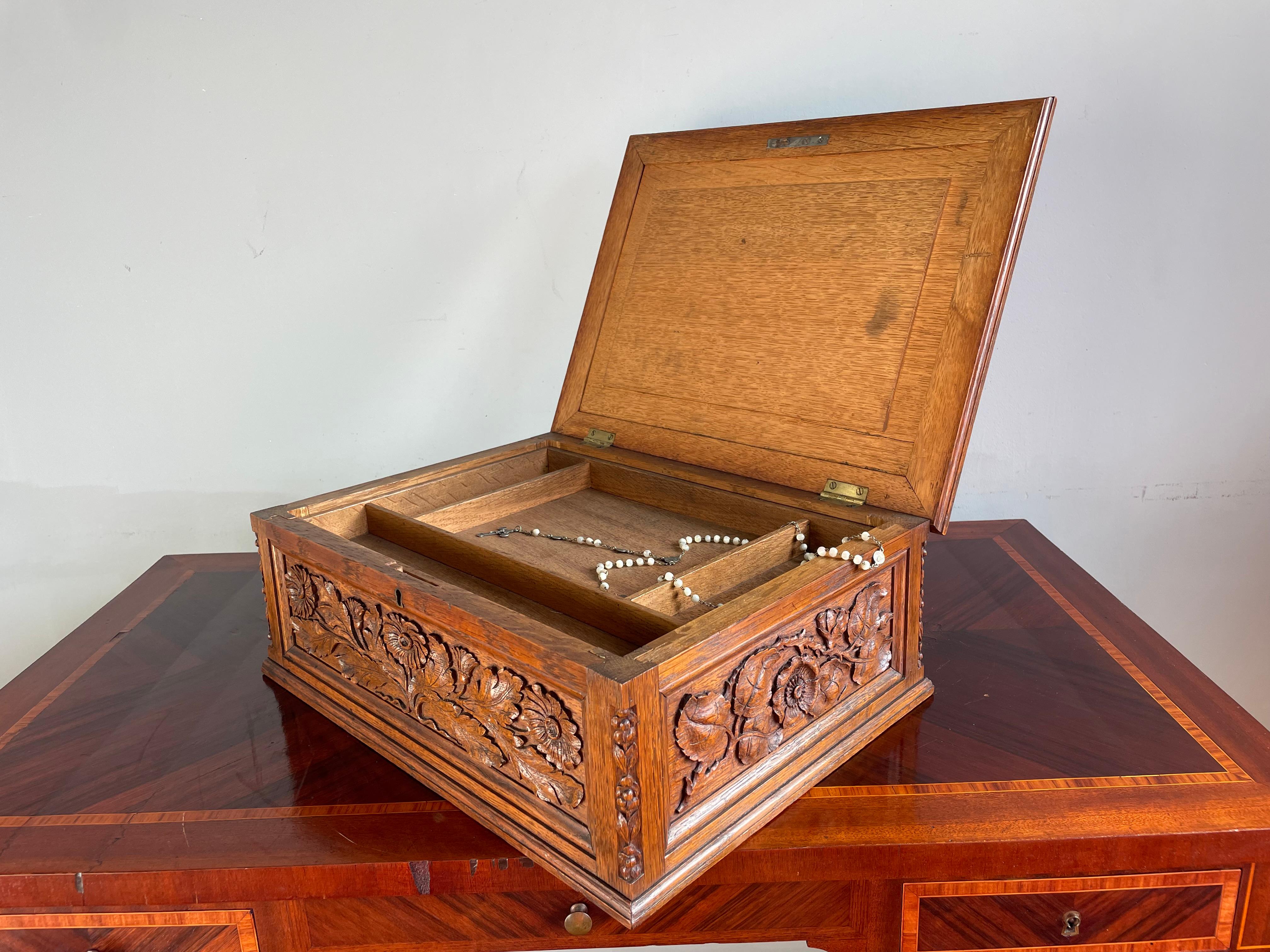 Museum Quality Carved Arts and Crafts Box w. Compartments, Rose Sculptures Etc. For Sale 3