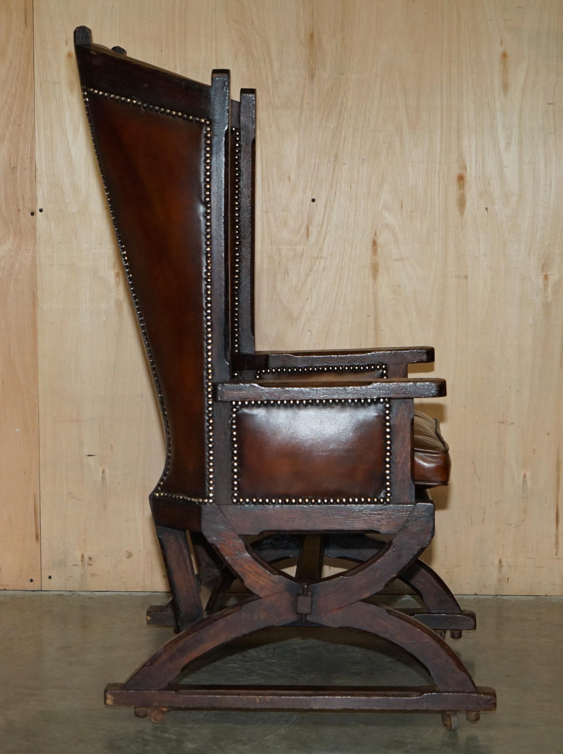 MUSEUM QUALITY CARVED CiRCA 1700 ANTIQUE RESTORED BROWN LEATHER JESSIE ARMCHAIR For Sale 5