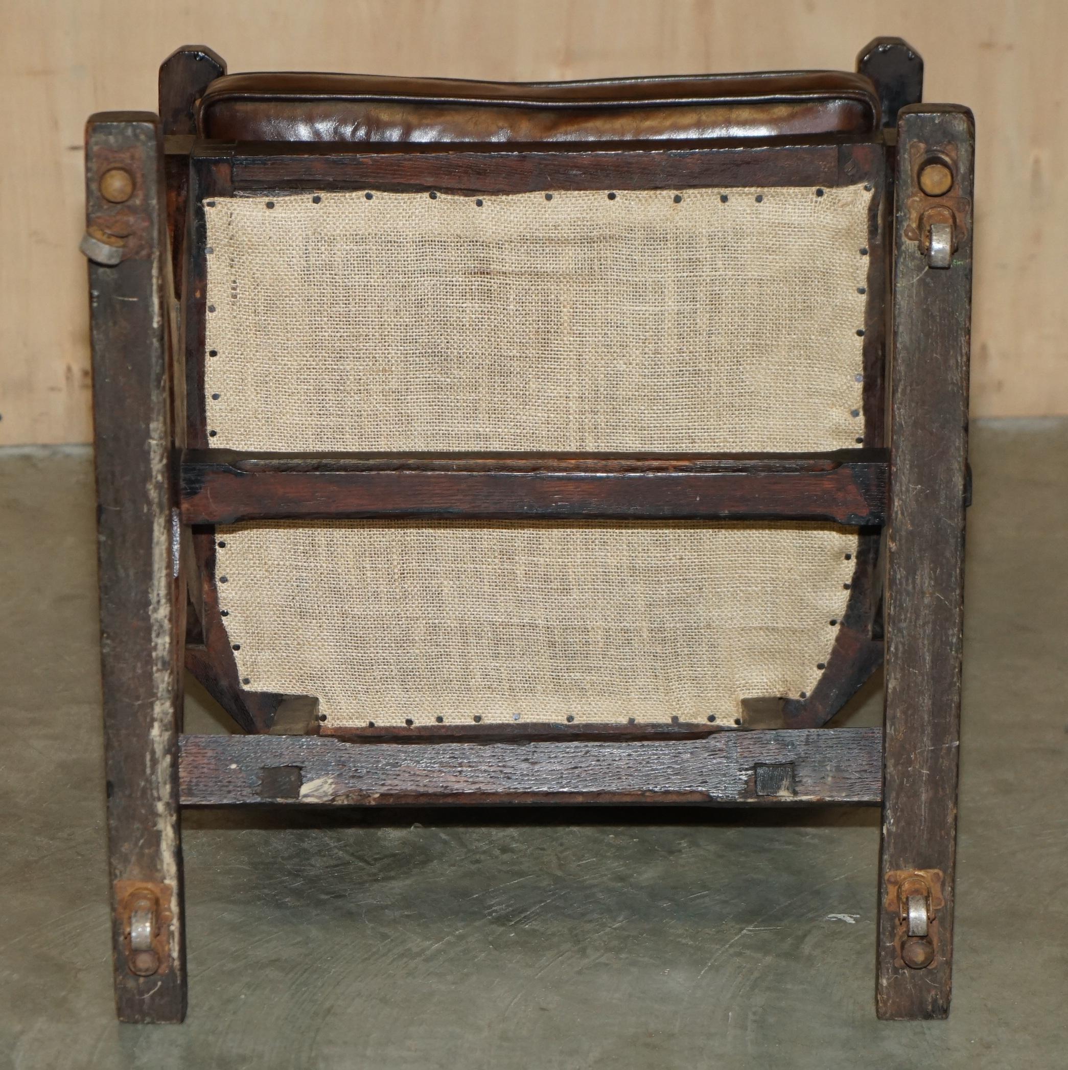 MUSEUM QUALITY CARVED CiRCA 1700 ANTIQUE RESTORED BROWN LEATHER JESSIE ARMCHAIR For Sale 12