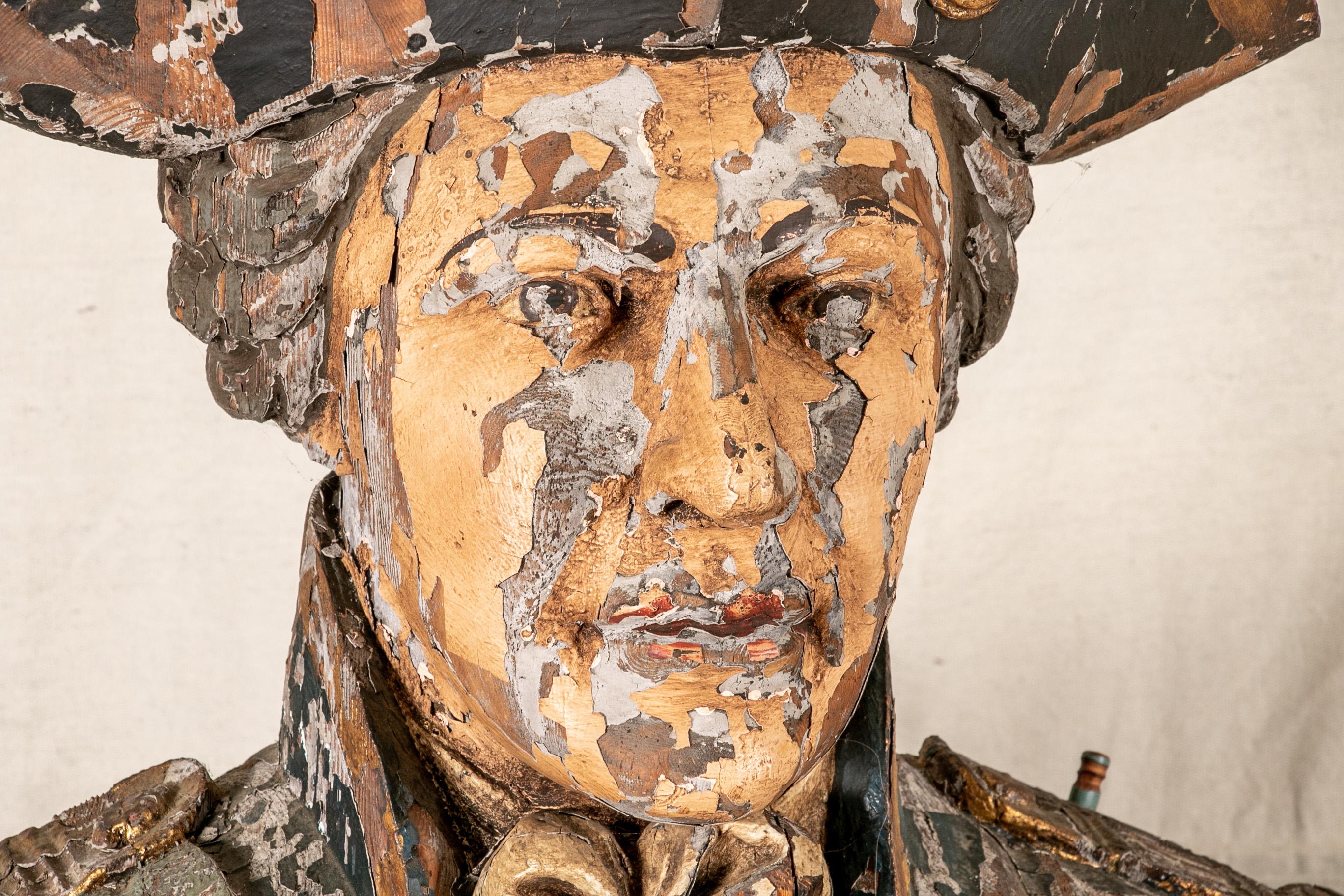 Bois sculpté de qualité musée  Ancienne figurine de navire britannique en vente 2