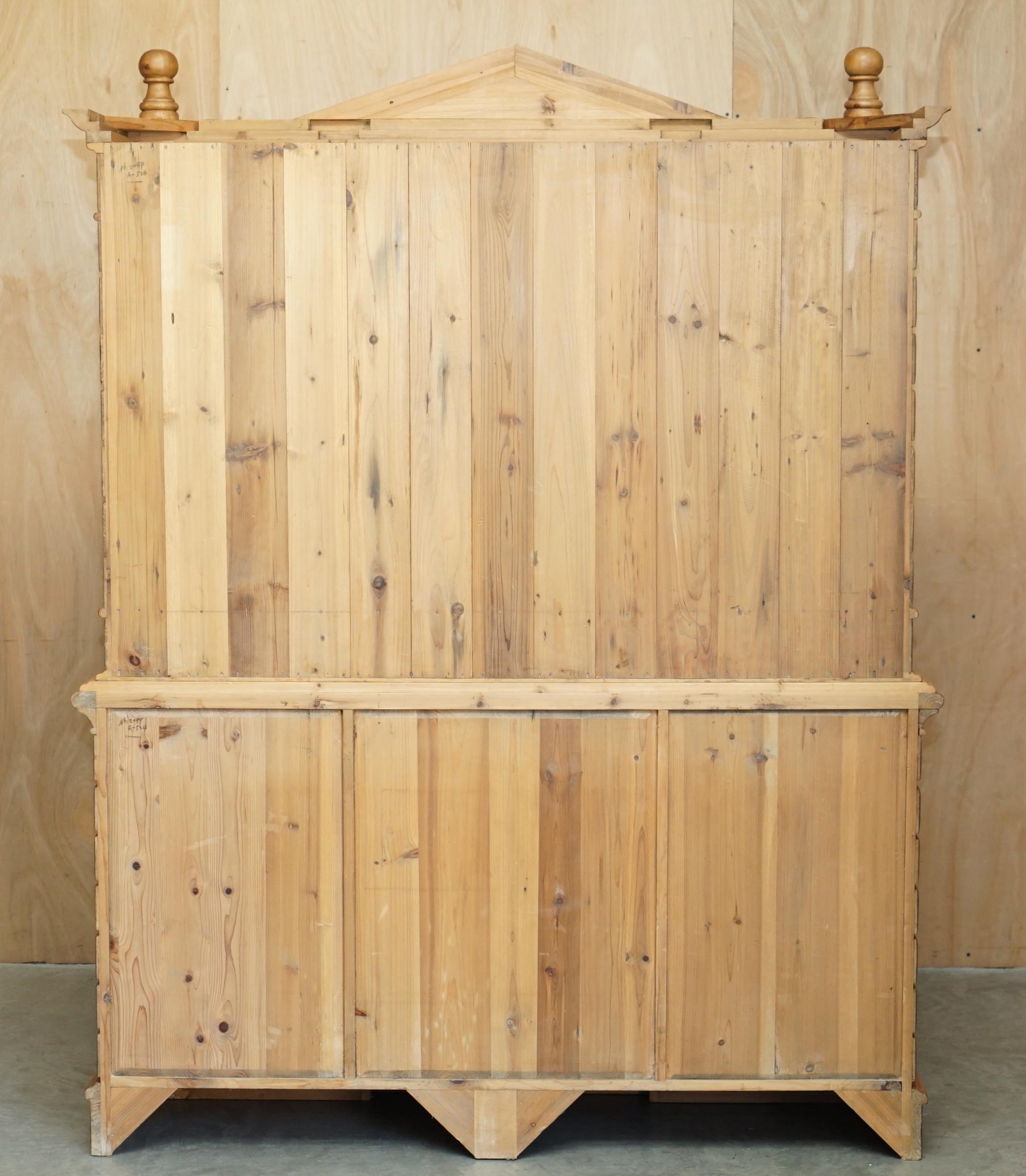 MUSEUM QUALITY EDITORS CHOICE AWARD ARCHITECTURAL ViNTAGE PINE WELSH DRESSER For Sale 6