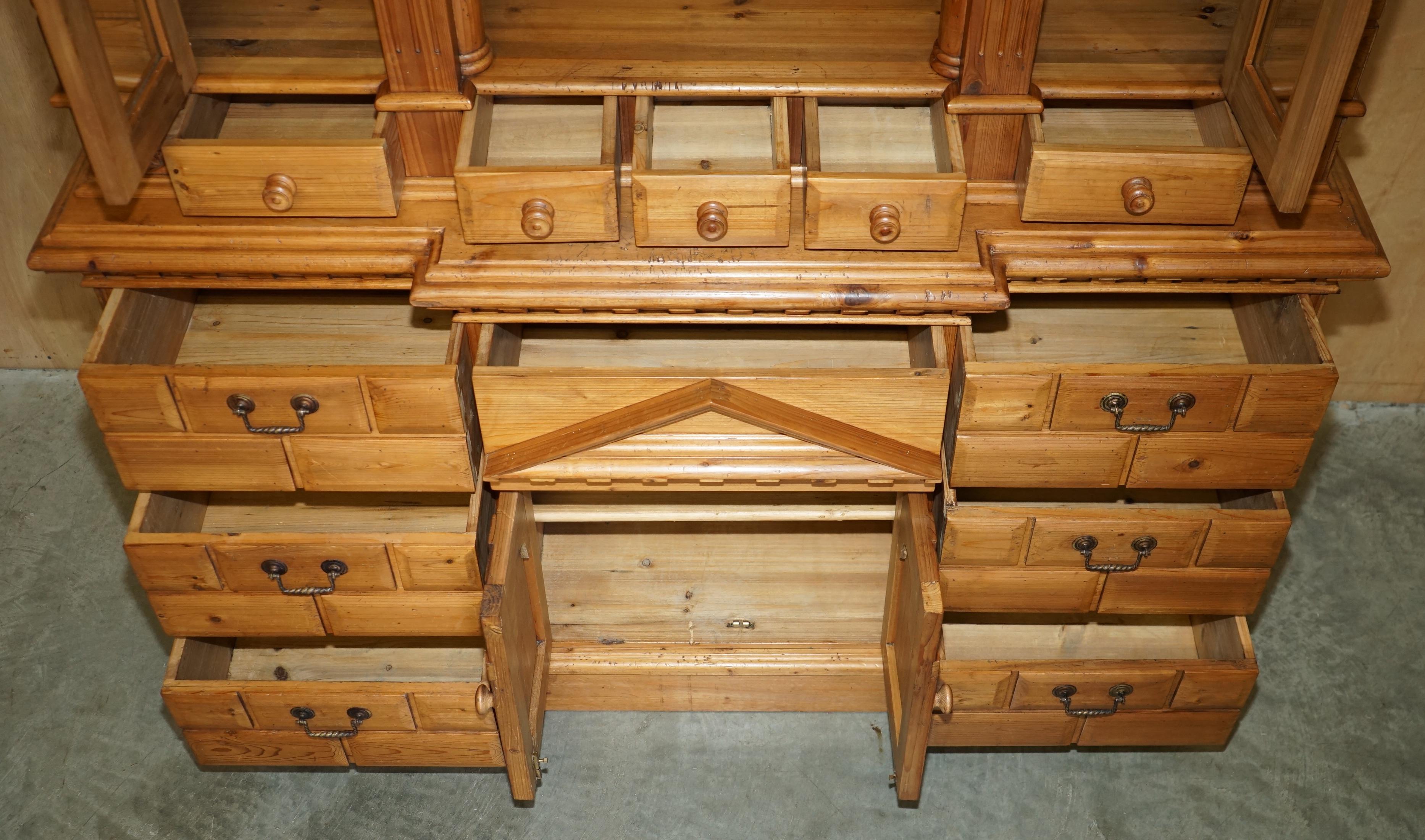 MUSEUM QUALITY EDITORS CHOICE AWARD ARCHITECTURAL ViNTAGE PINE WELSH DRESSER For Sale 11