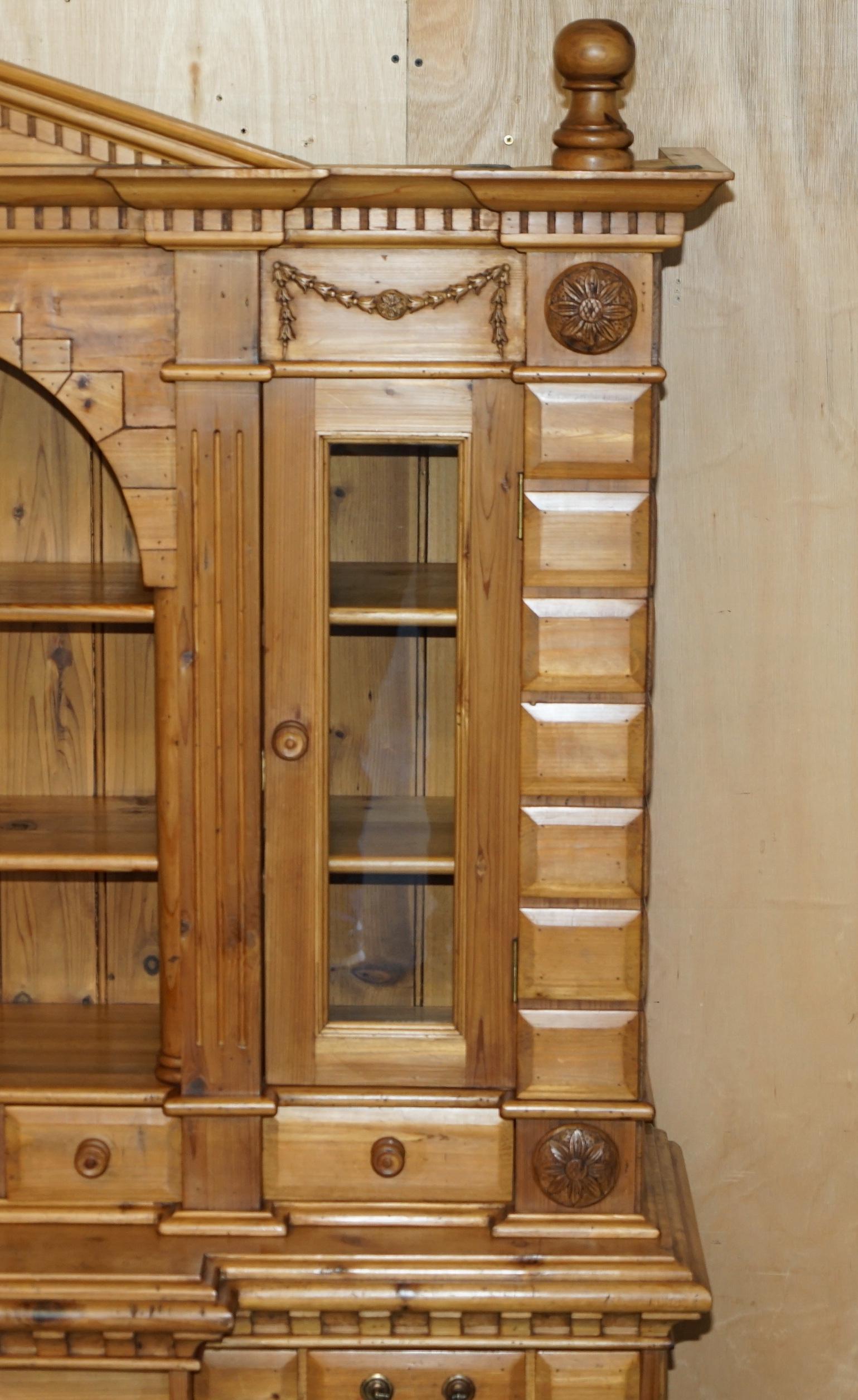 Hand-Crafted MUSEUM QUALITY EDITORS CHOICE AWARD ARCHITECTURAL ViNTAGE PINE WELSH DRESSER For Sale