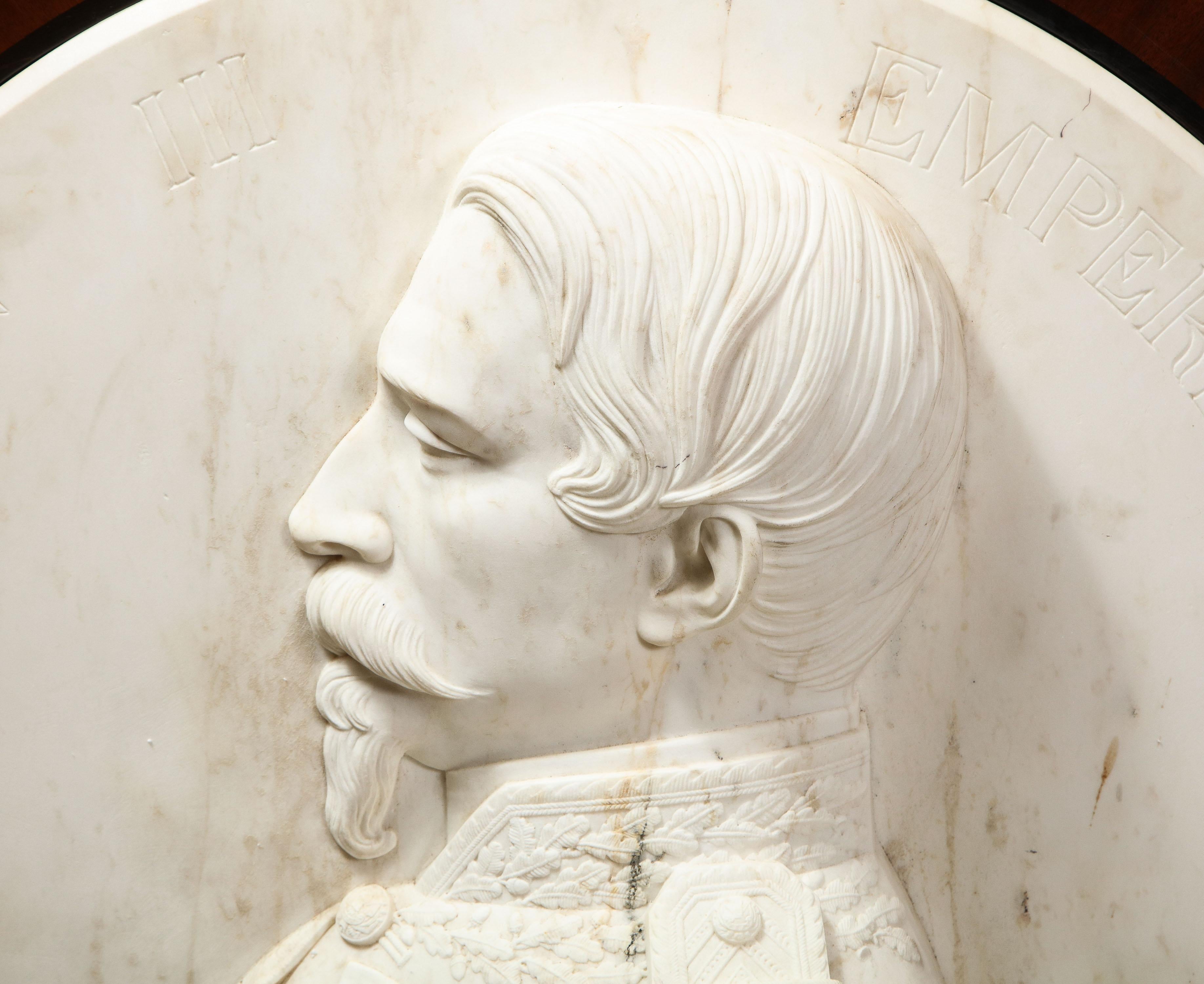 Museum Quality French White Marble Roundel Relief of Emperor Napoleon III, 1860 For Sale 5