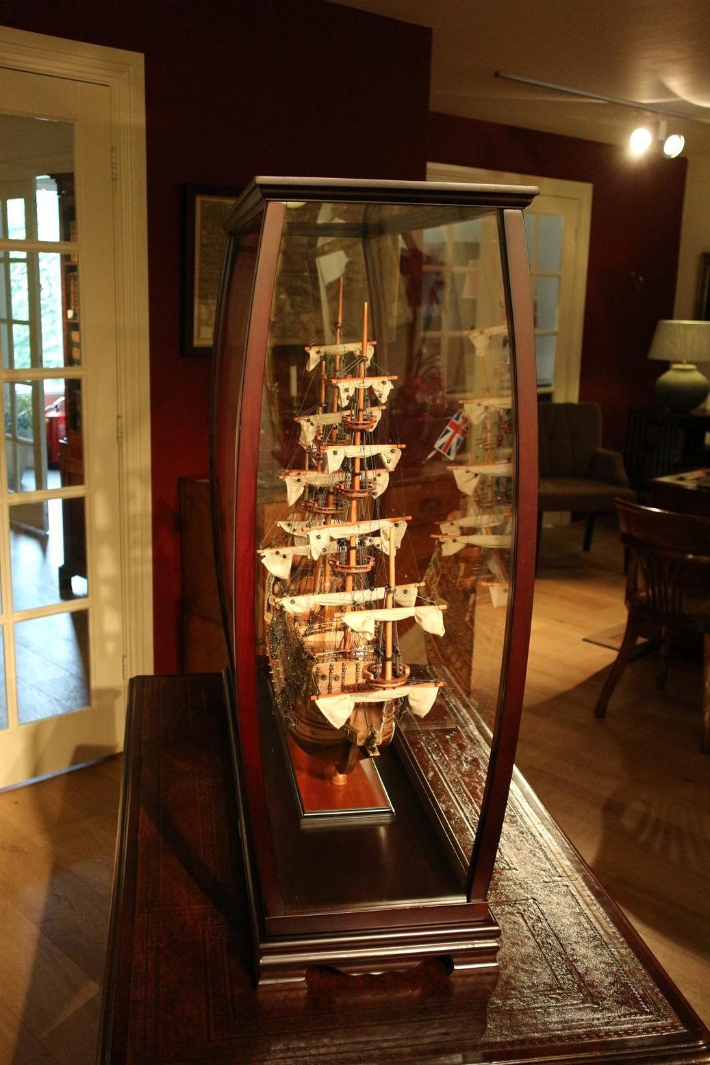 Replica du H.M.S. Sovereign of the Seas, entièrement assemblée et digne d'un musée en vente 1